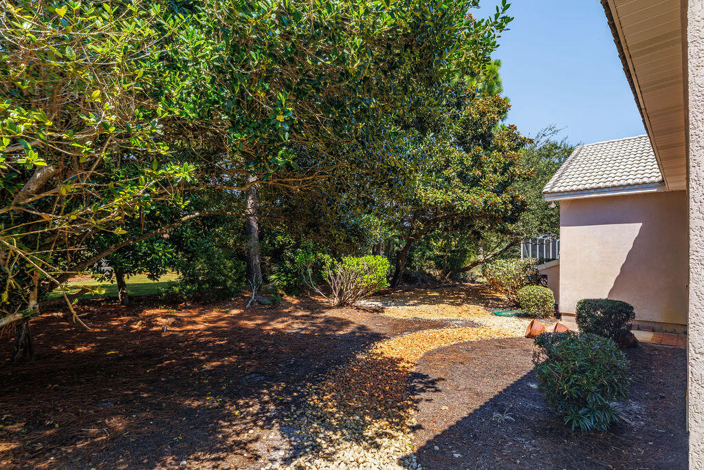 EMERALD BAY PH 1-B - Residential
