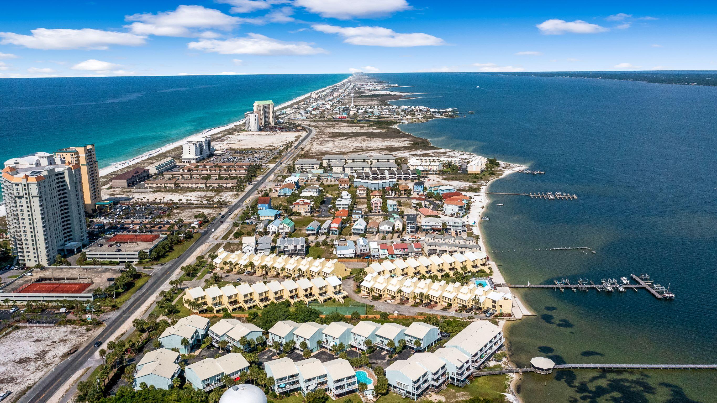 VILLAGE AT NAVARRE - Land