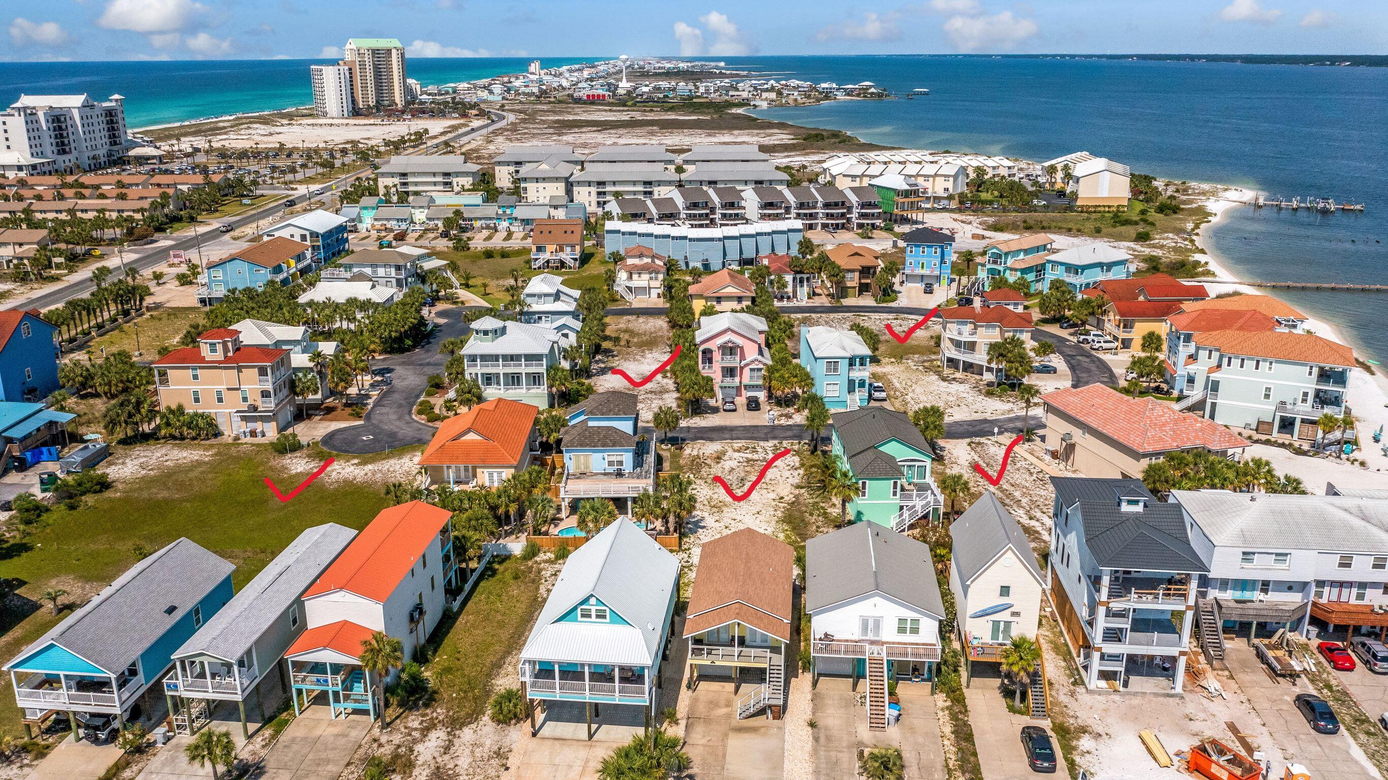 VILLAGE AT NAVARRE - Land