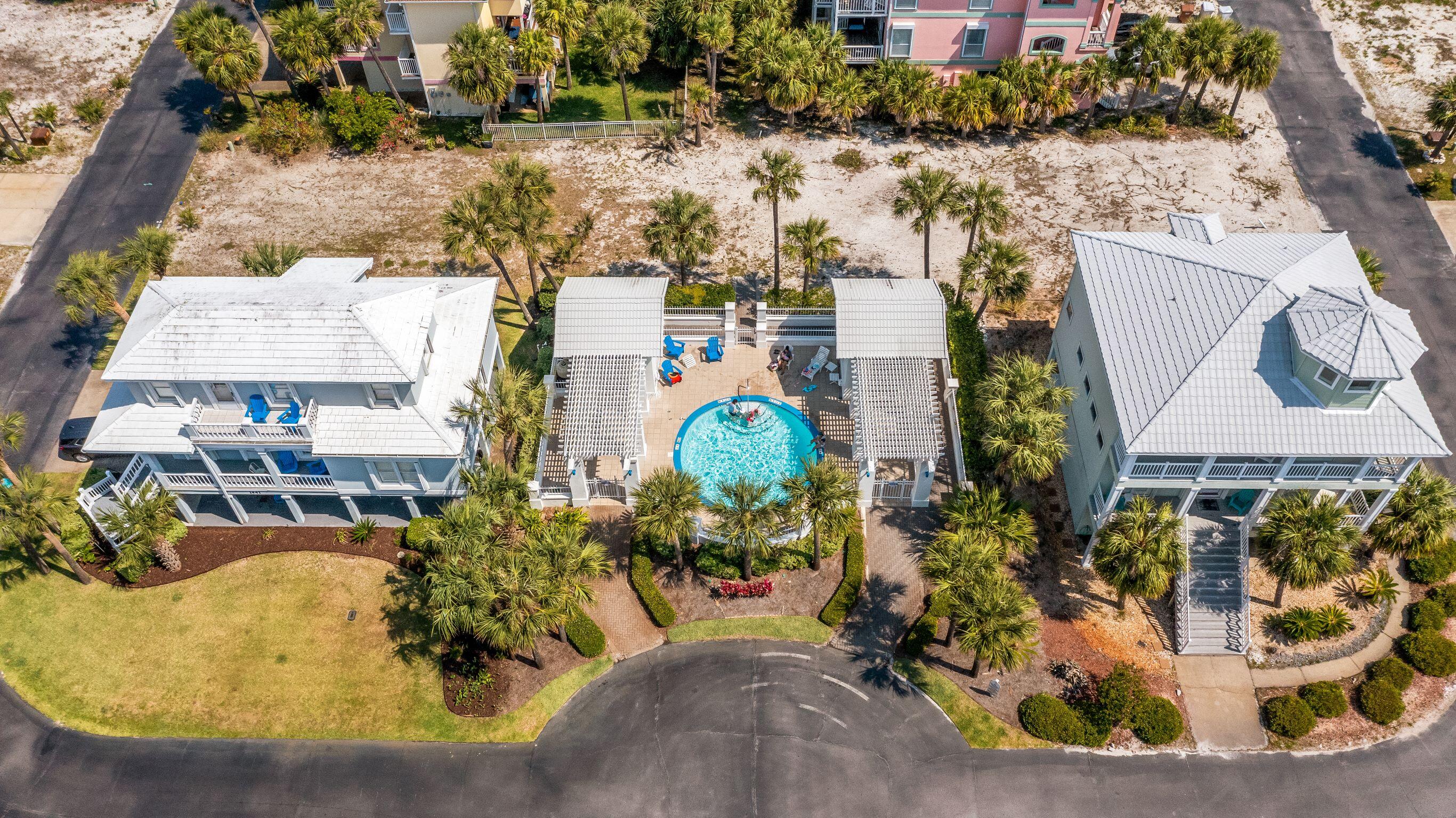 VILLAGE AT NAVARRE - Land