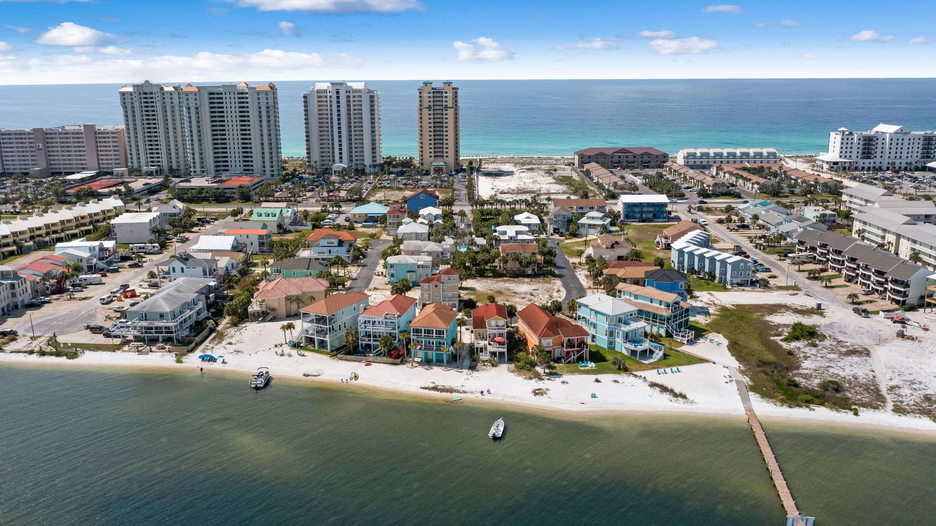 VILLAGE AT NAVARRE - Land