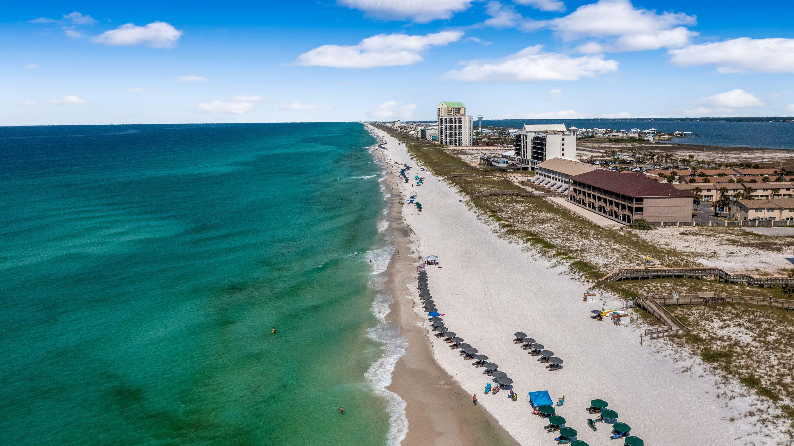 VILLAGE AT NAVARRE - Land