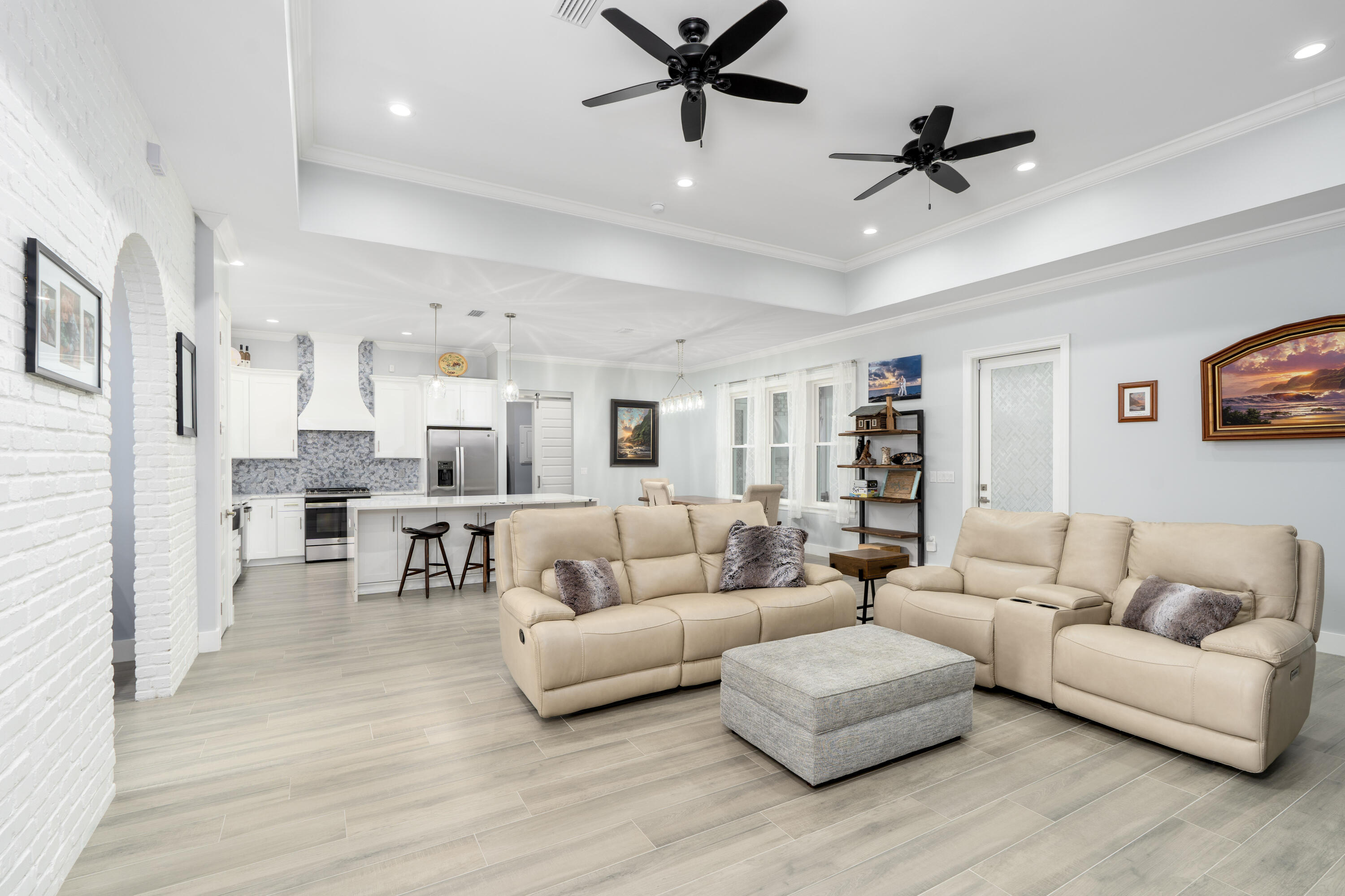 HAMMOCK BAY - Residential