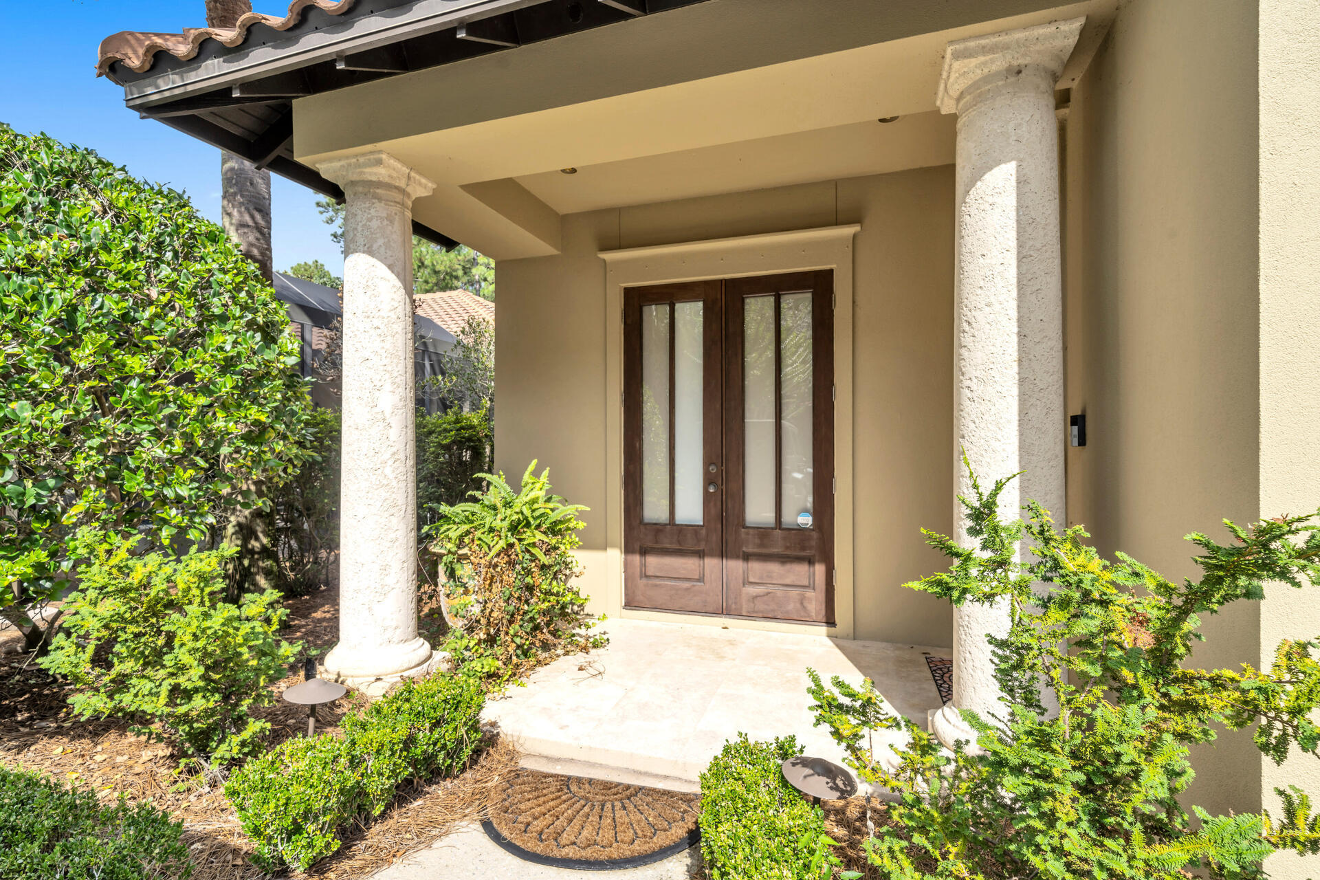 VINEYARD AT RAVEN OAKS - Residential