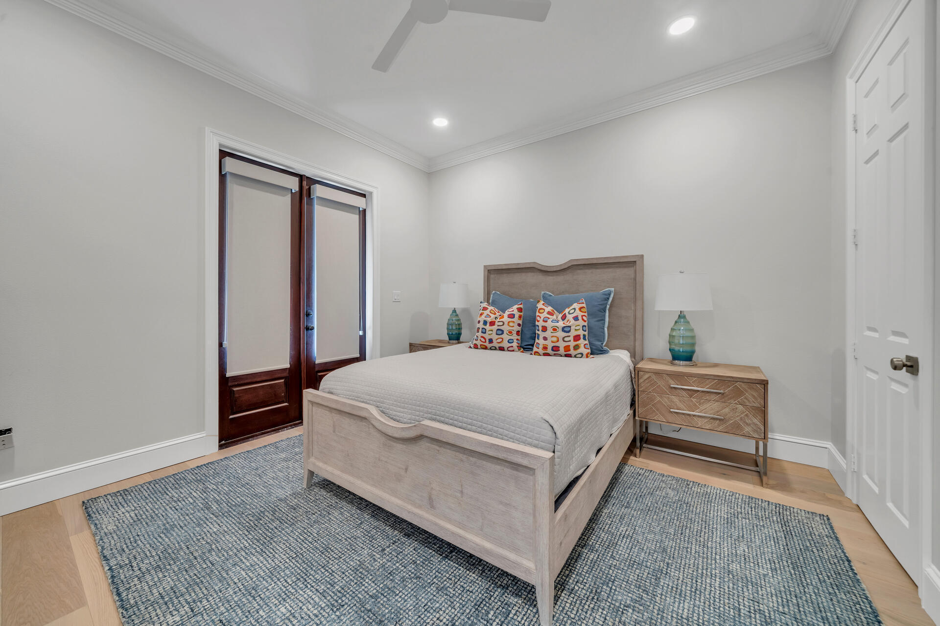 VINEYARD AT RAVEN OAKS - Residential