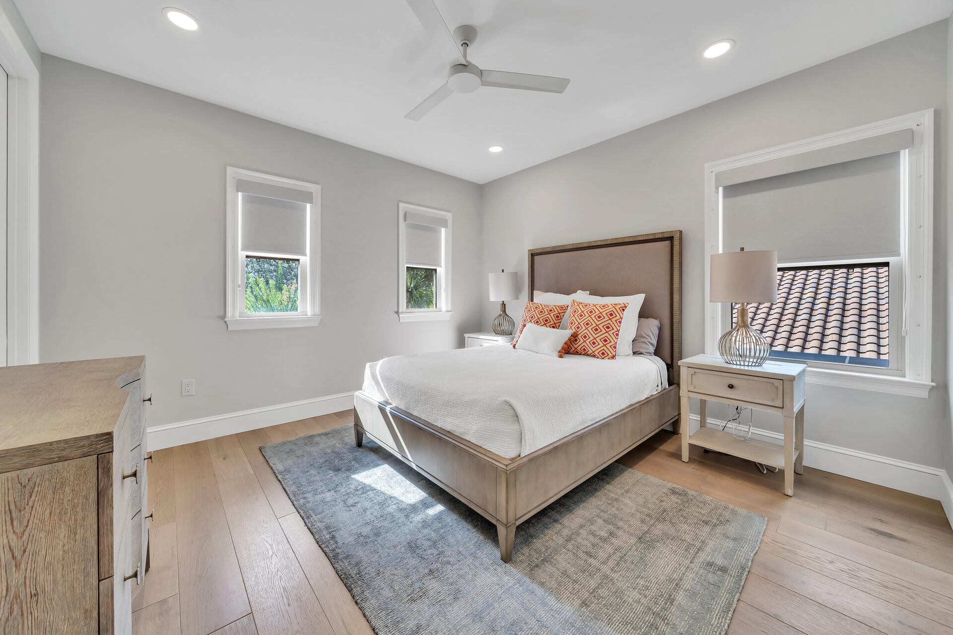 VINEYARD AT RAVEN OAKS - Residential