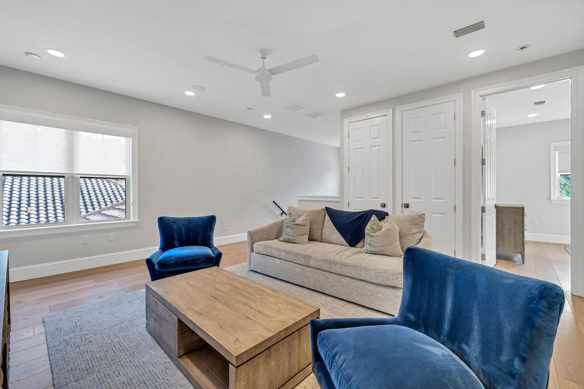 VINEYARD AT RAVEN OAKS - Residential