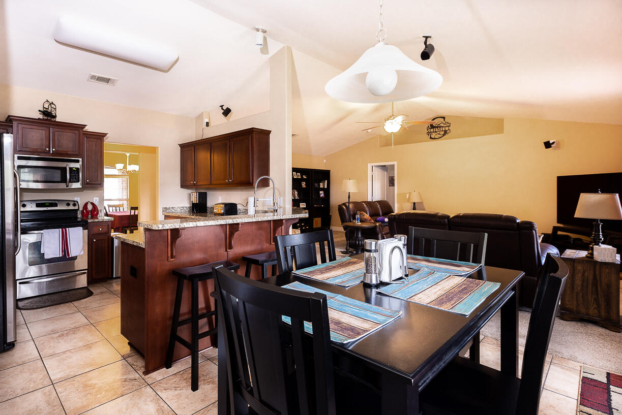 CREETWOOD VILLAGE - Residential