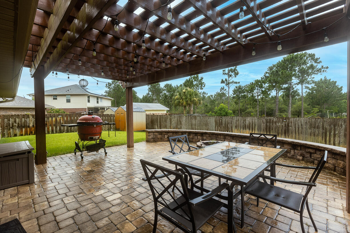 CREETWOOD VILLAGE - Residential