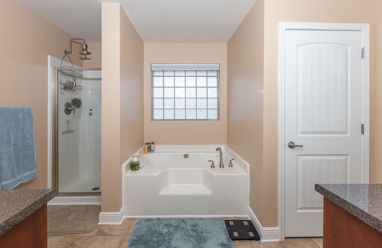 CREETWOOD VILLAGE - Residential