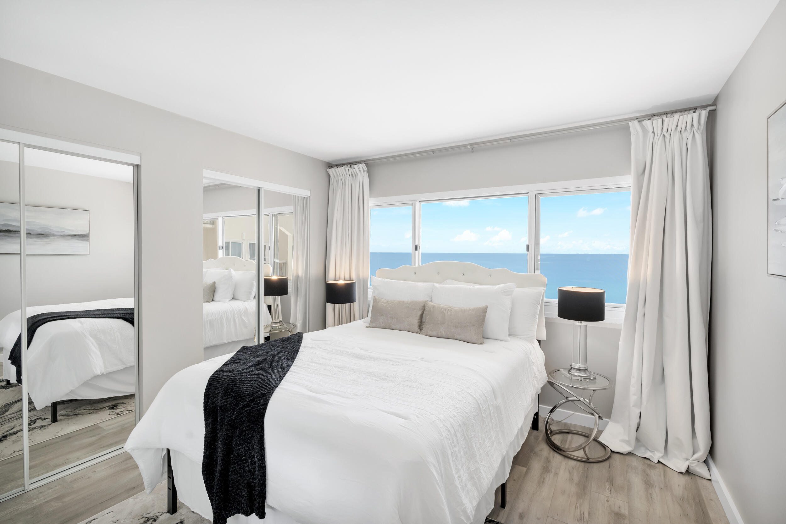 PINNACLE PORT - Residential
