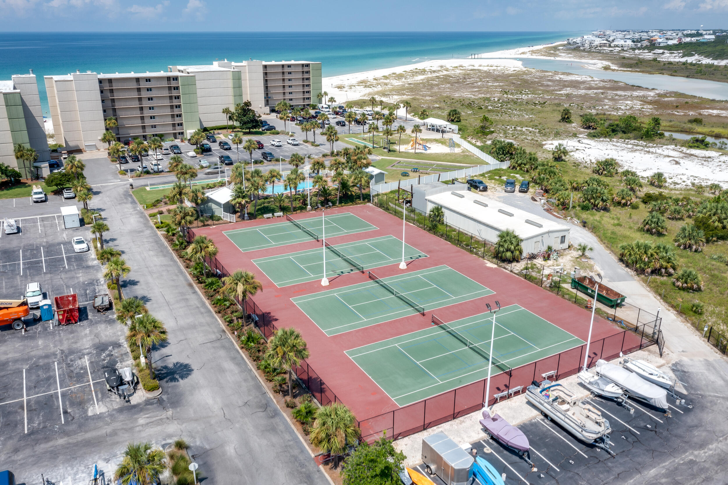 PINNACLE PORT - Residential