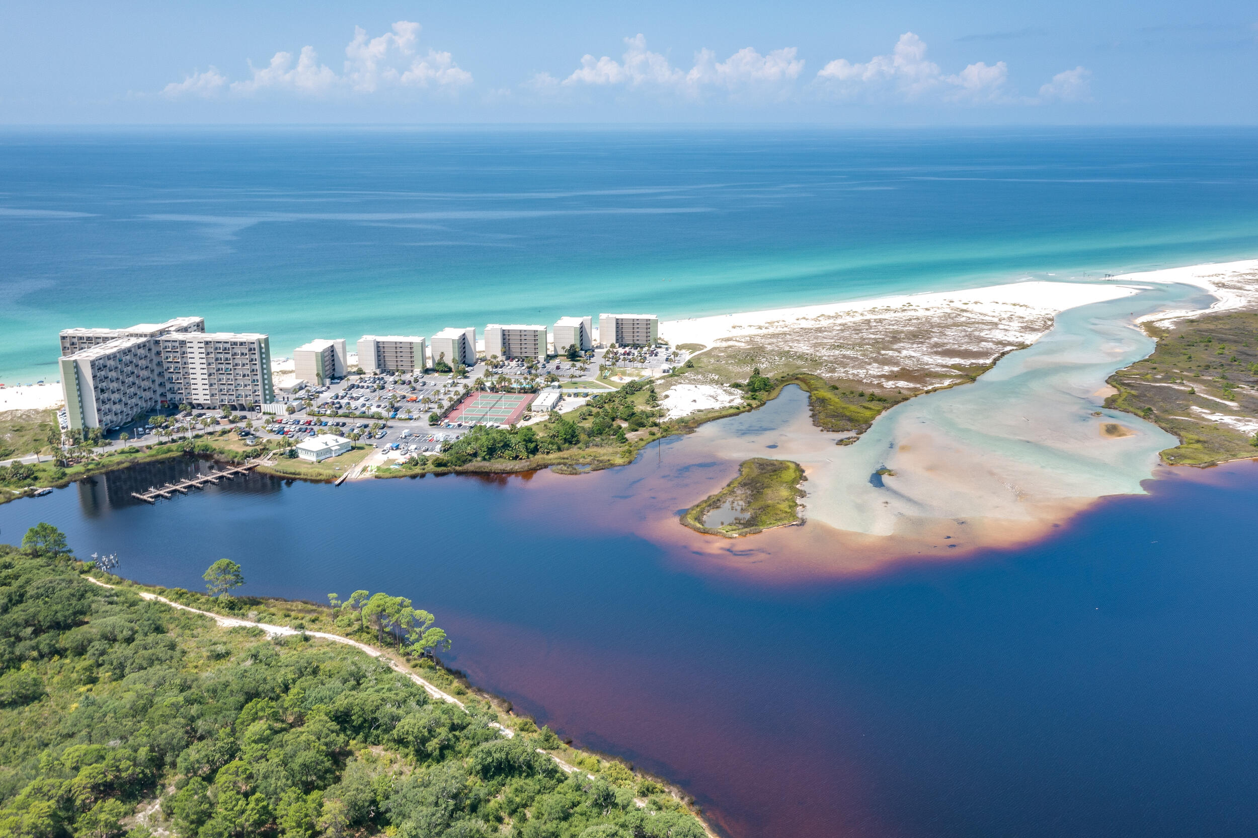 PINNACLE PORT - Residential