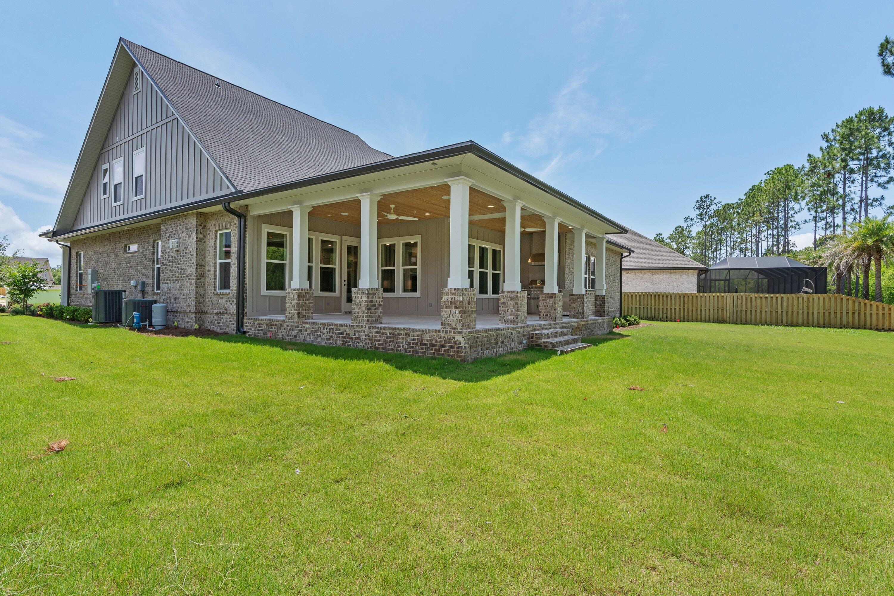 HAMMOCK BAY - Residential