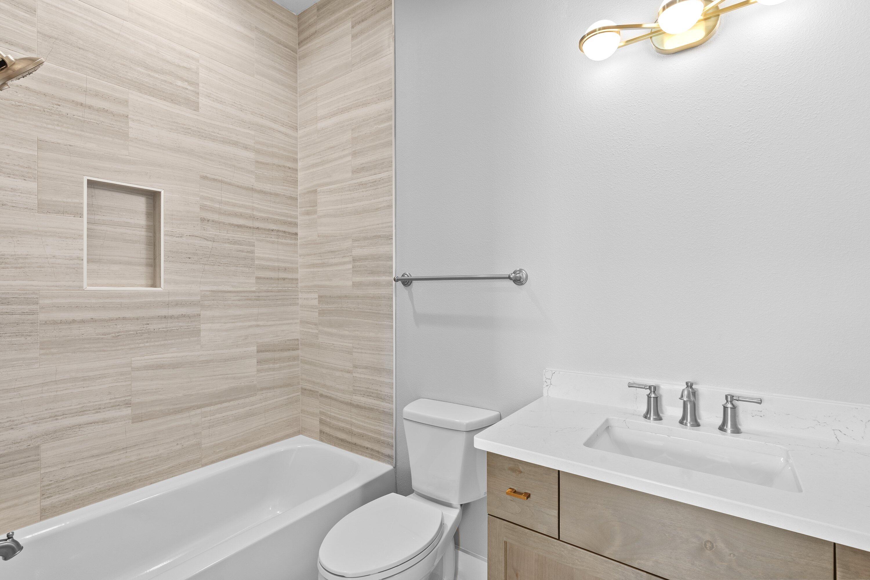 HAMMOCK BAY - Residential