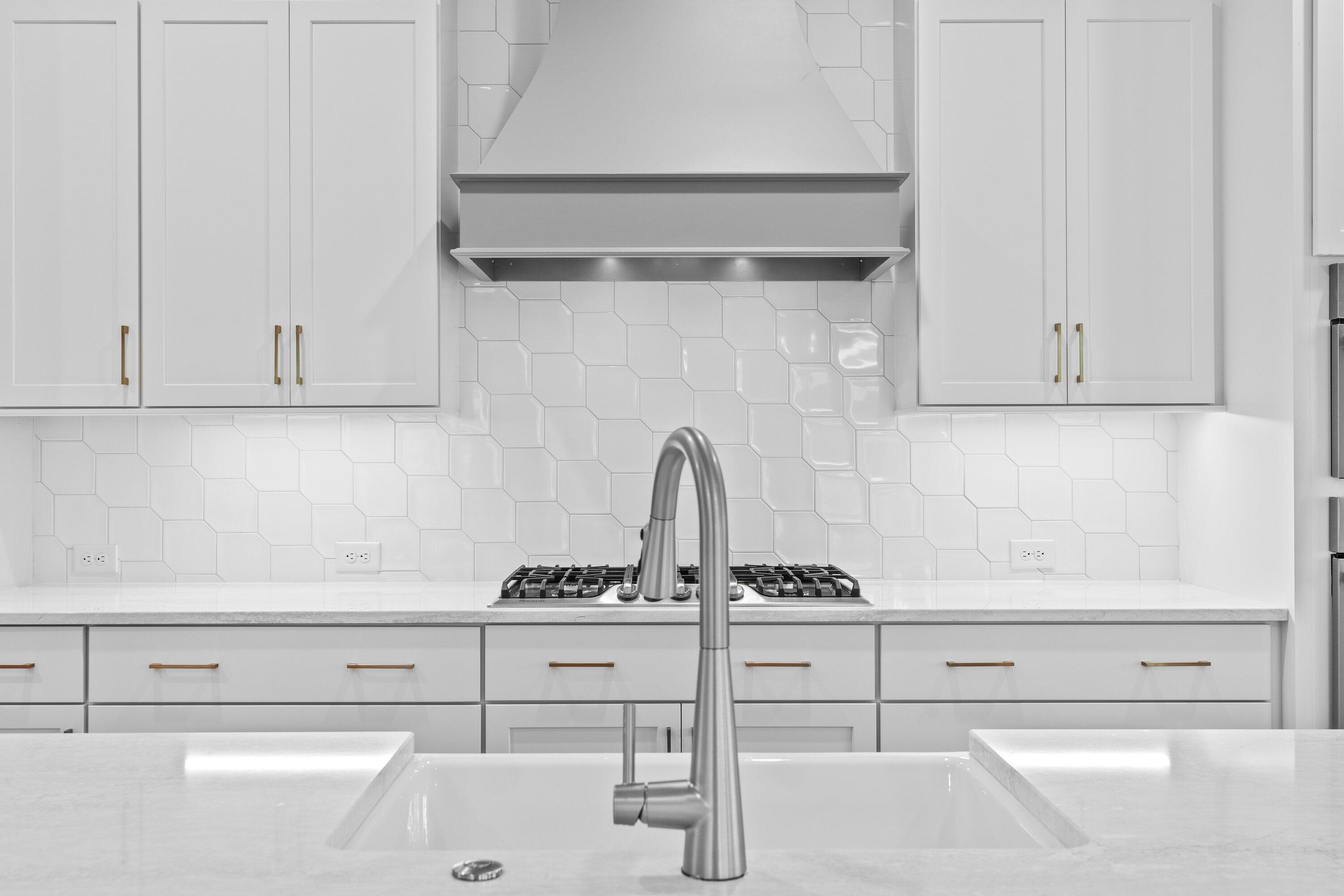 HAMMOCK BAY - Residential