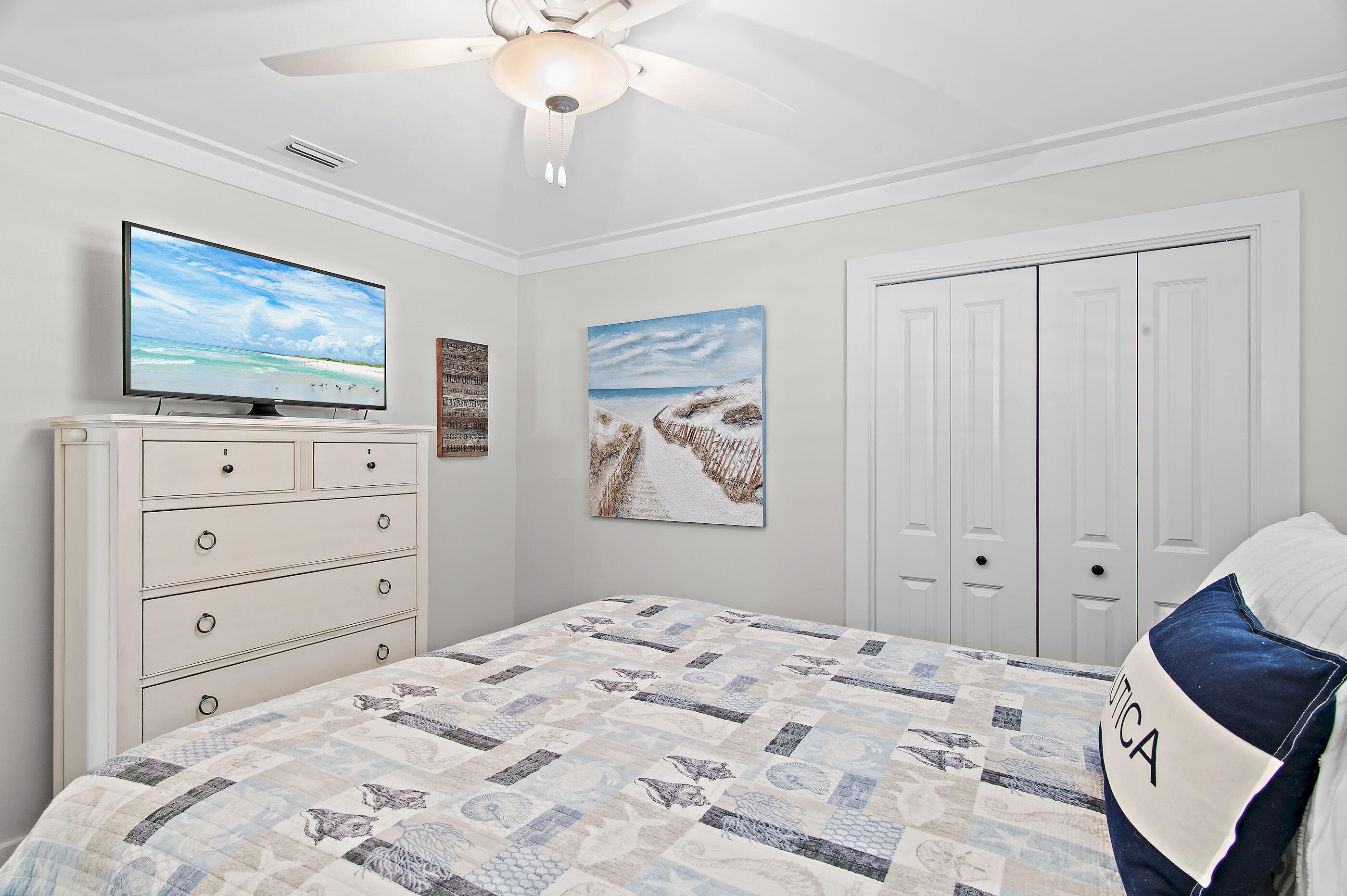 TURQUOISE BEACH - Residential