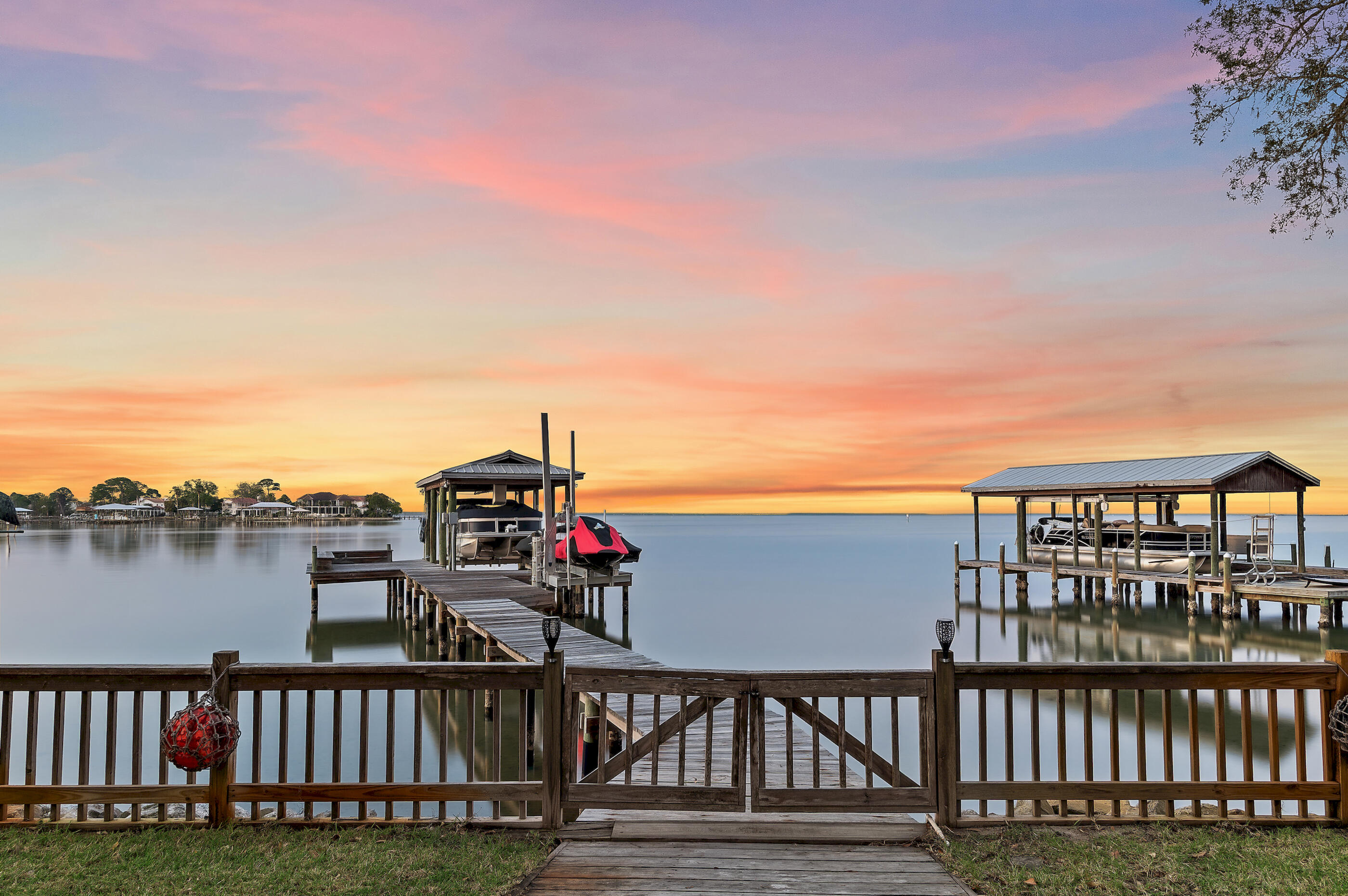 TURQUOISE BEACH - Residential