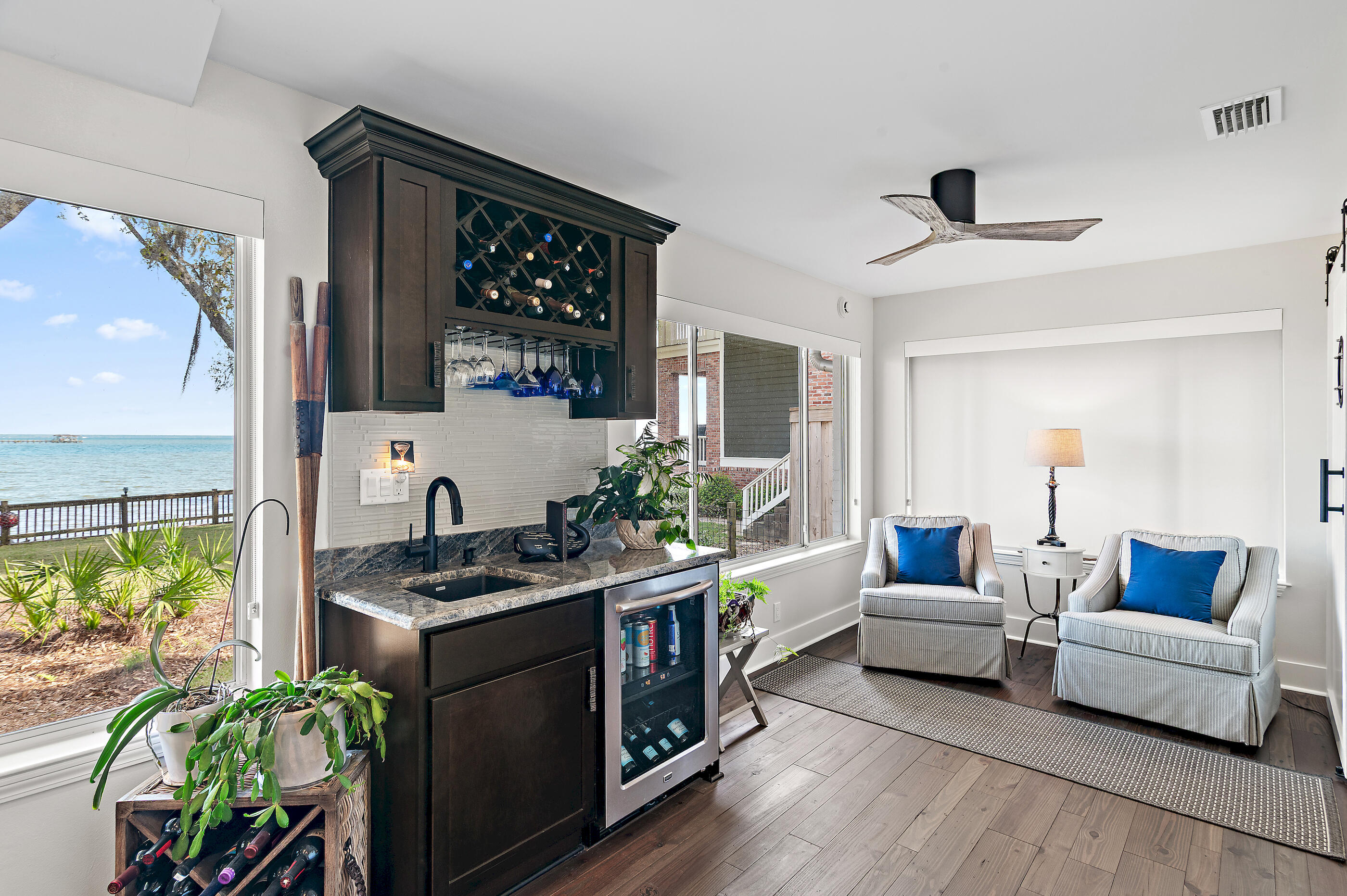 TURQUOISE BEACH - Residential