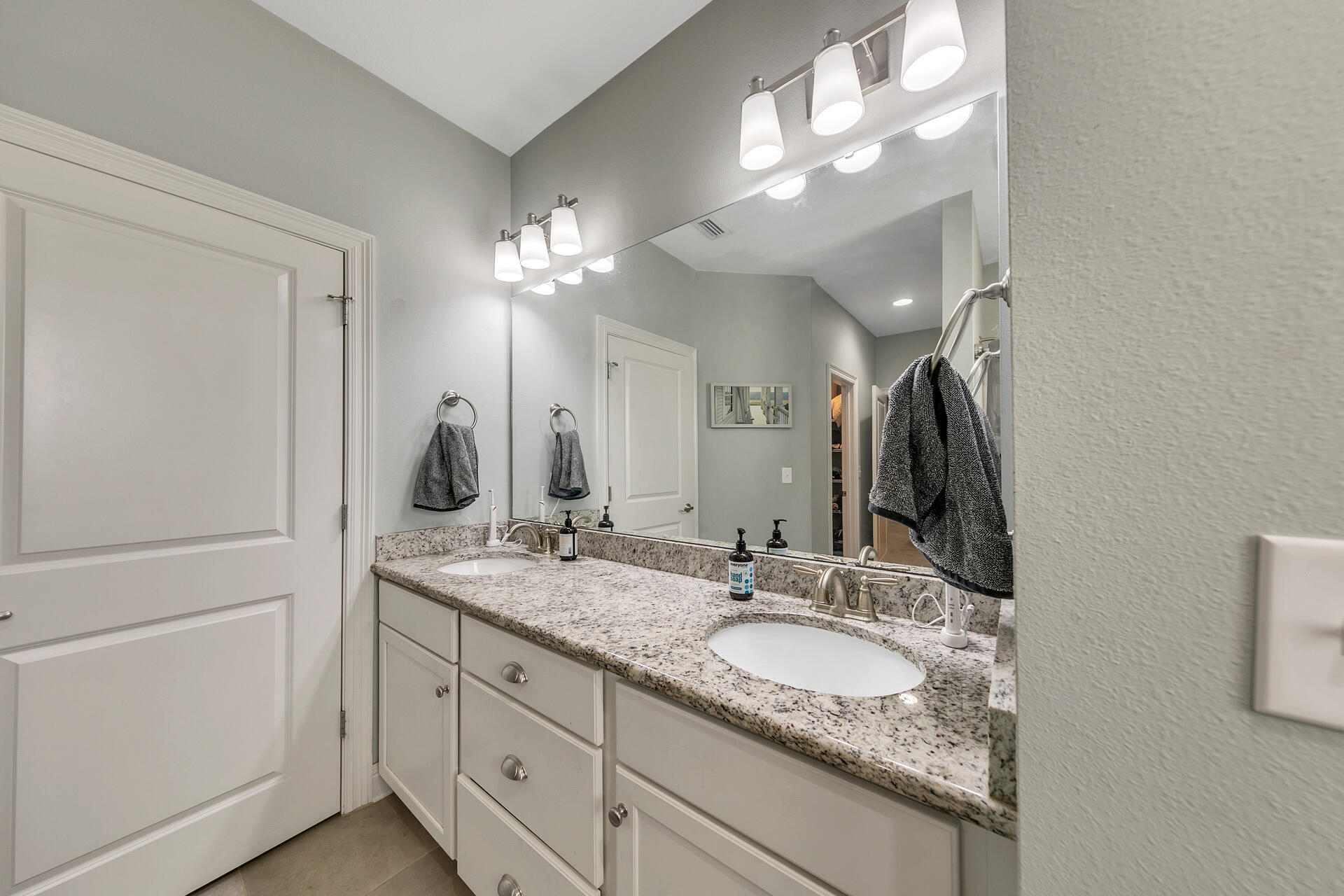 Levi's Landing - Residential