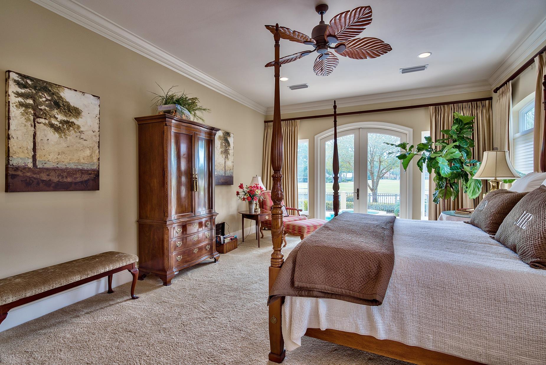 ISLAND GREEN - Residential