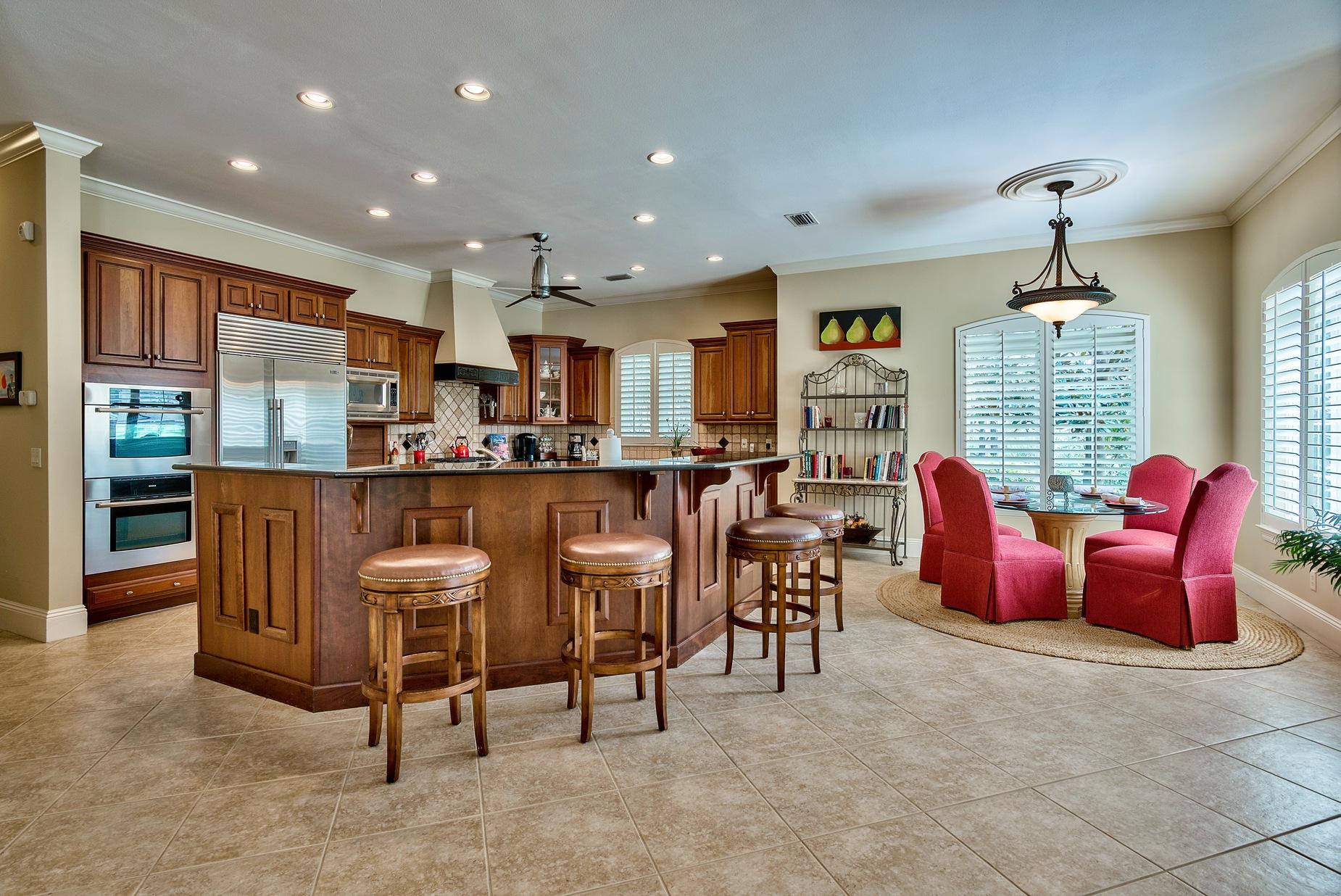 ISLAND GREEN - Residential