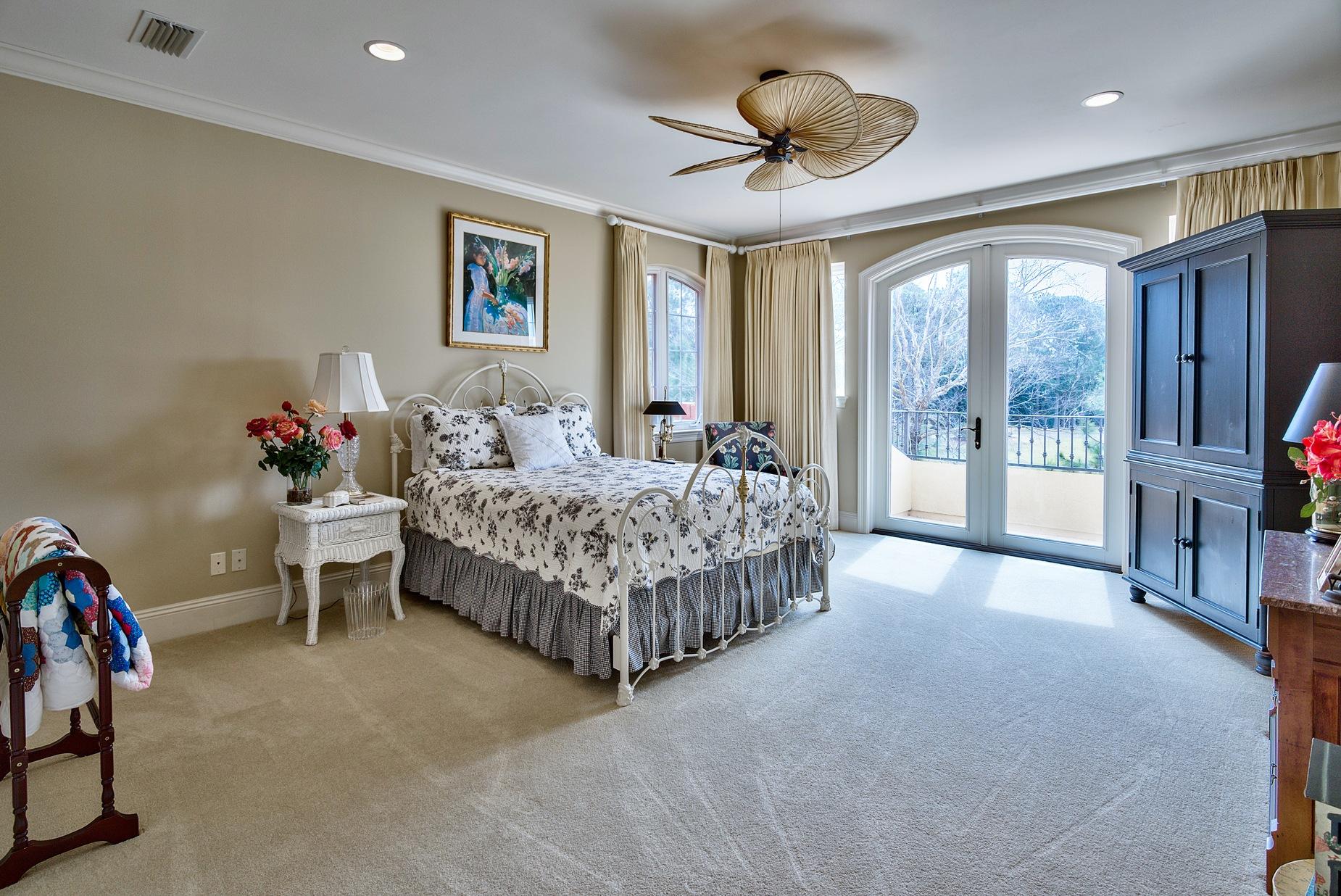 ISLAND GREEN - Residential