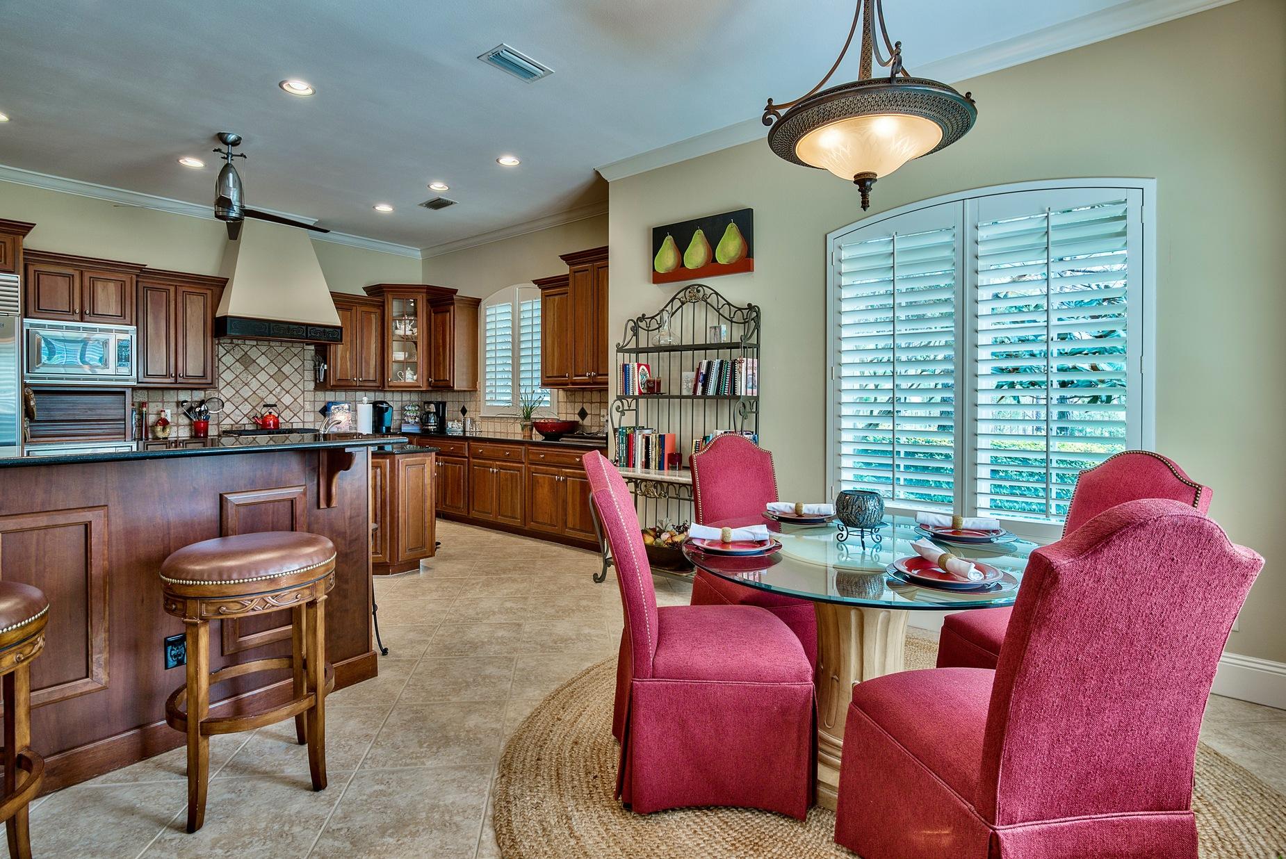 ISLAND GREEN - Residential