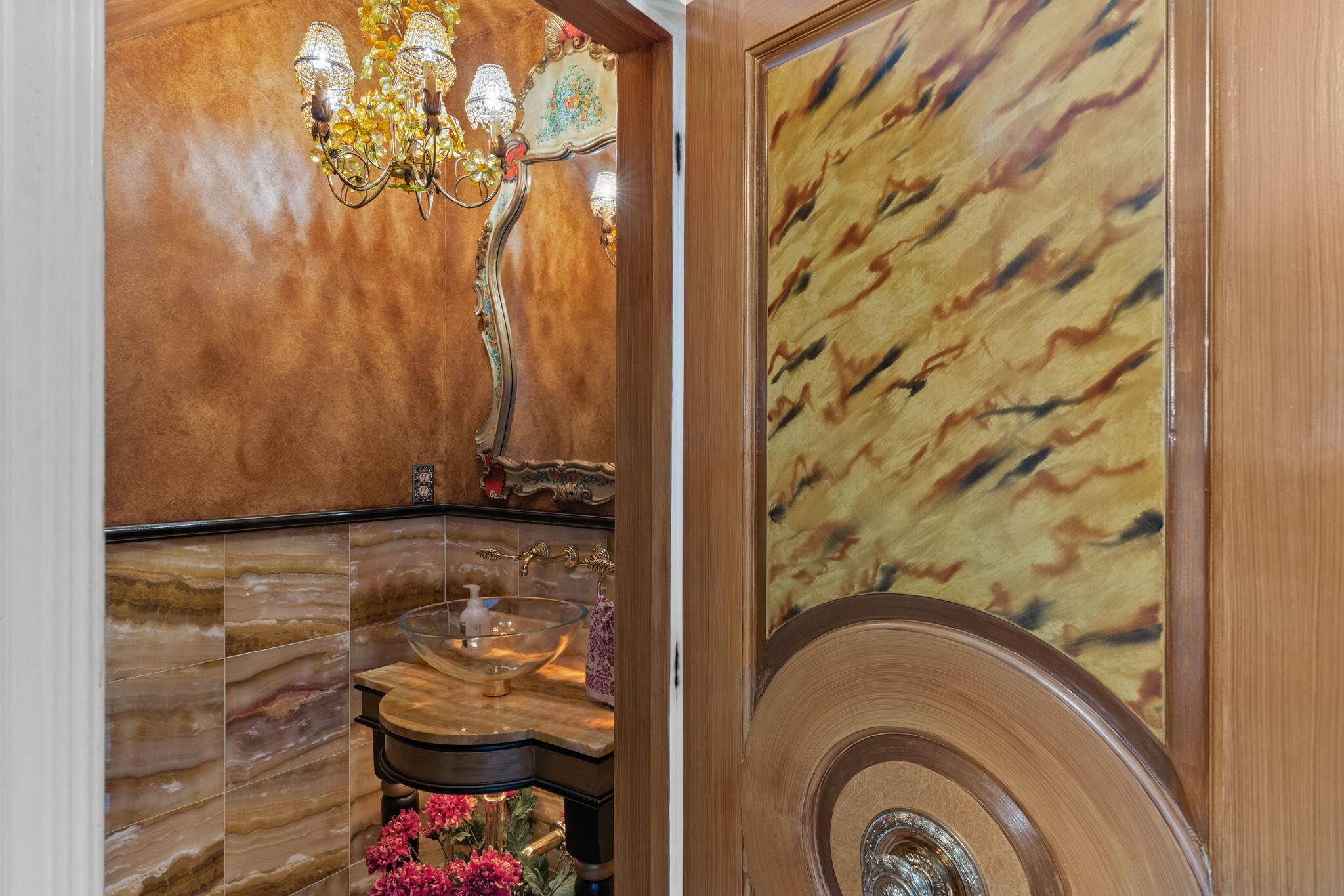 PARADISE POINT - Residential