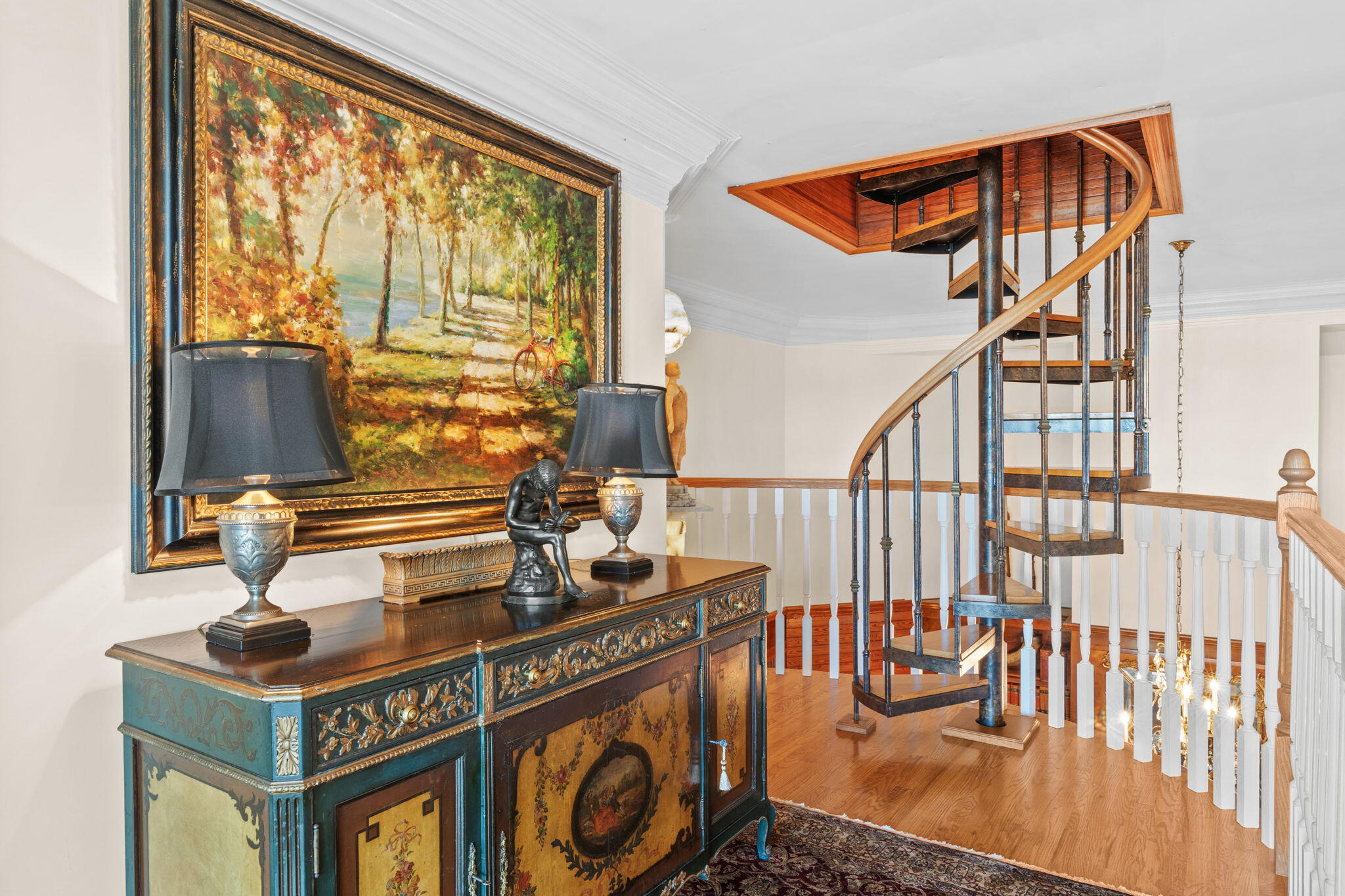 PARADISE POINT - Residential