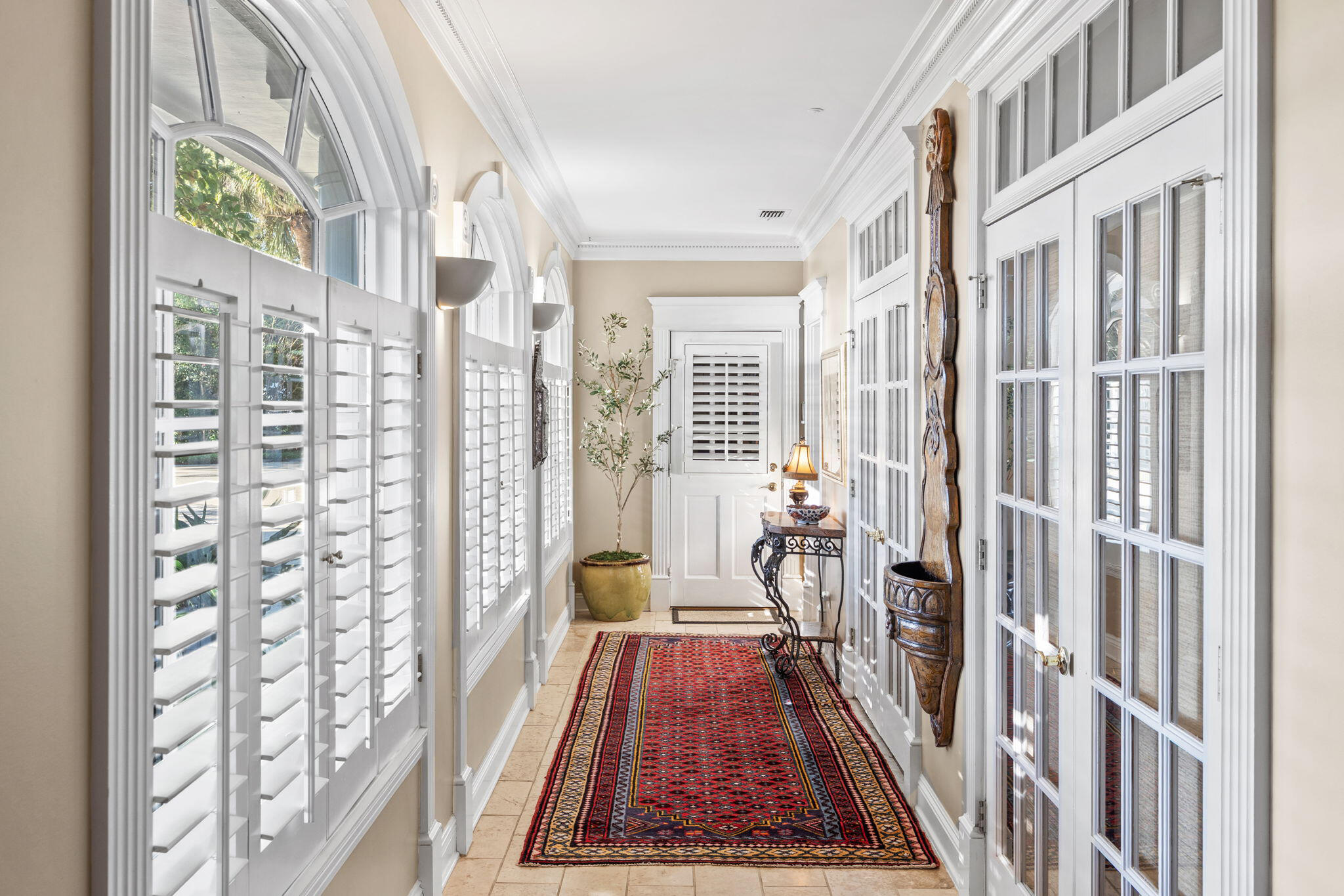 PARADISE POINT - Residential