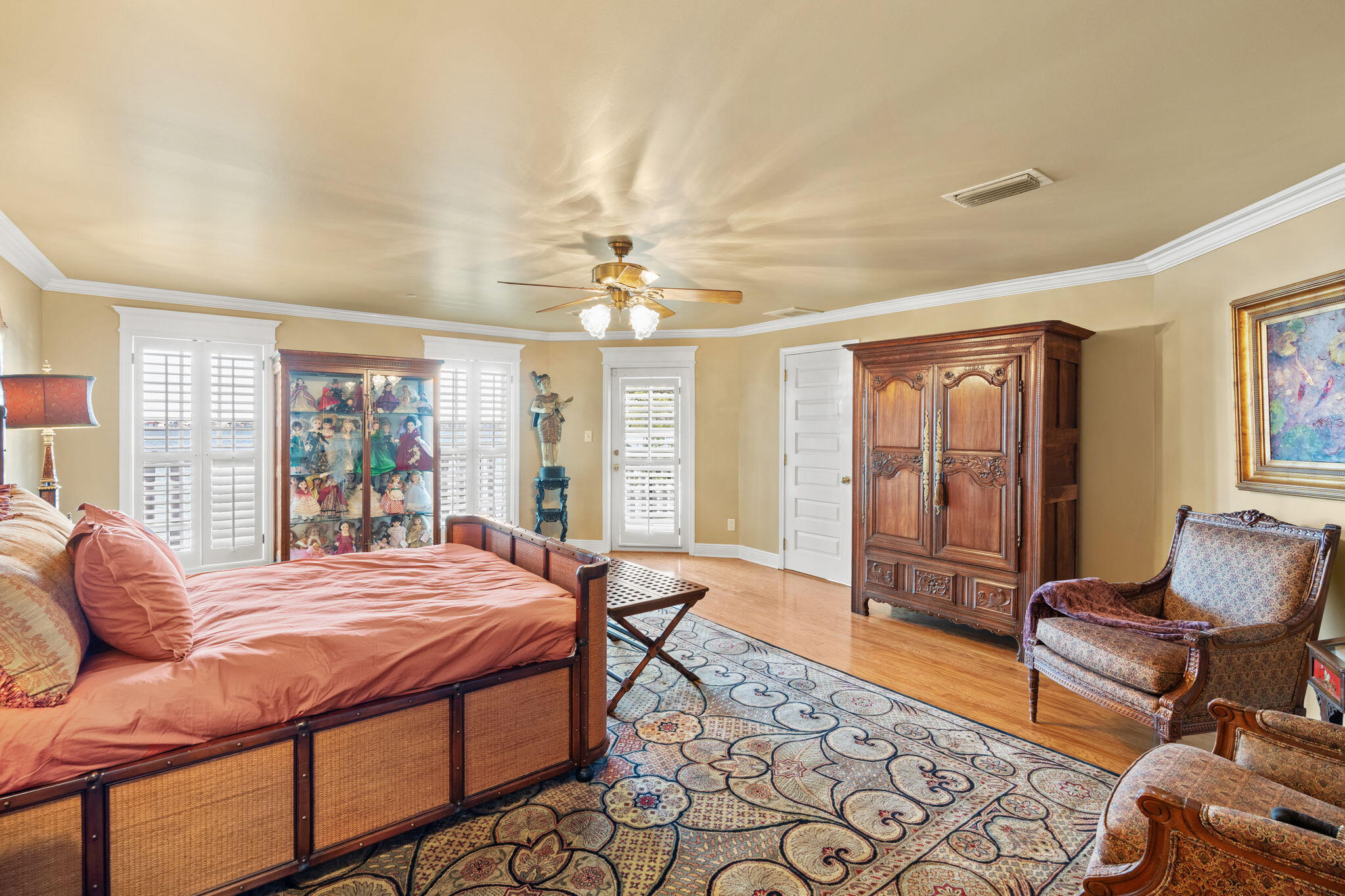 PARADISE POINT - Residential