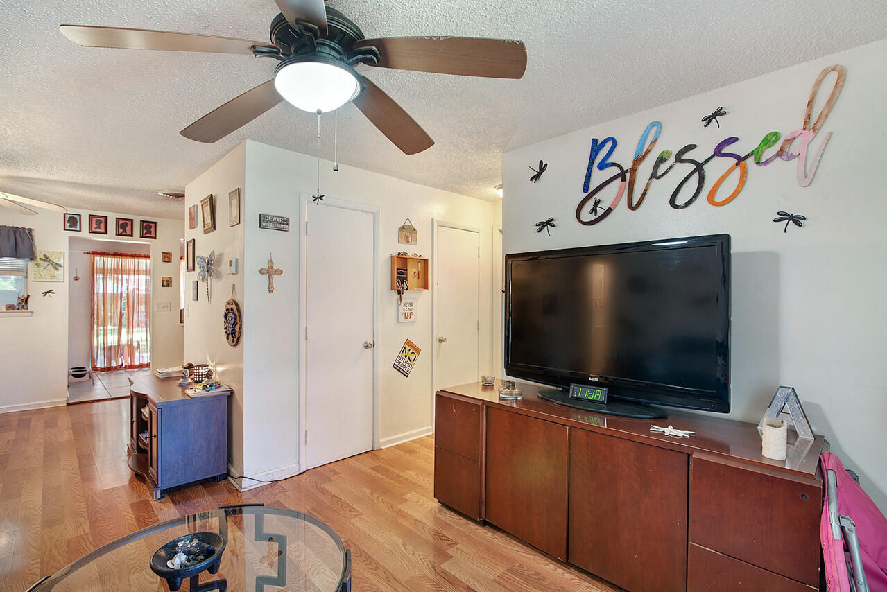 GARNIERS BEACH 6TH - Residential