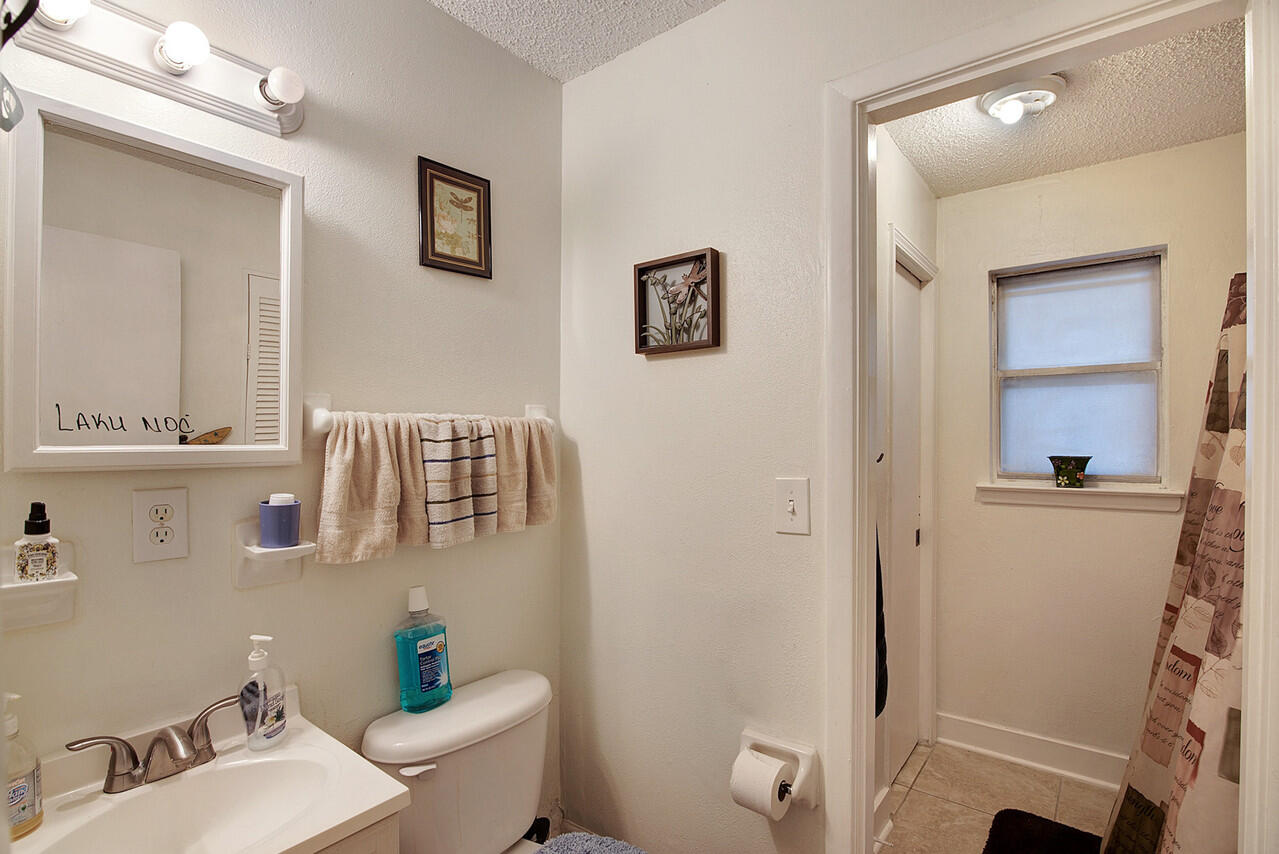 GARNIERS BEACH 6TH - Residential