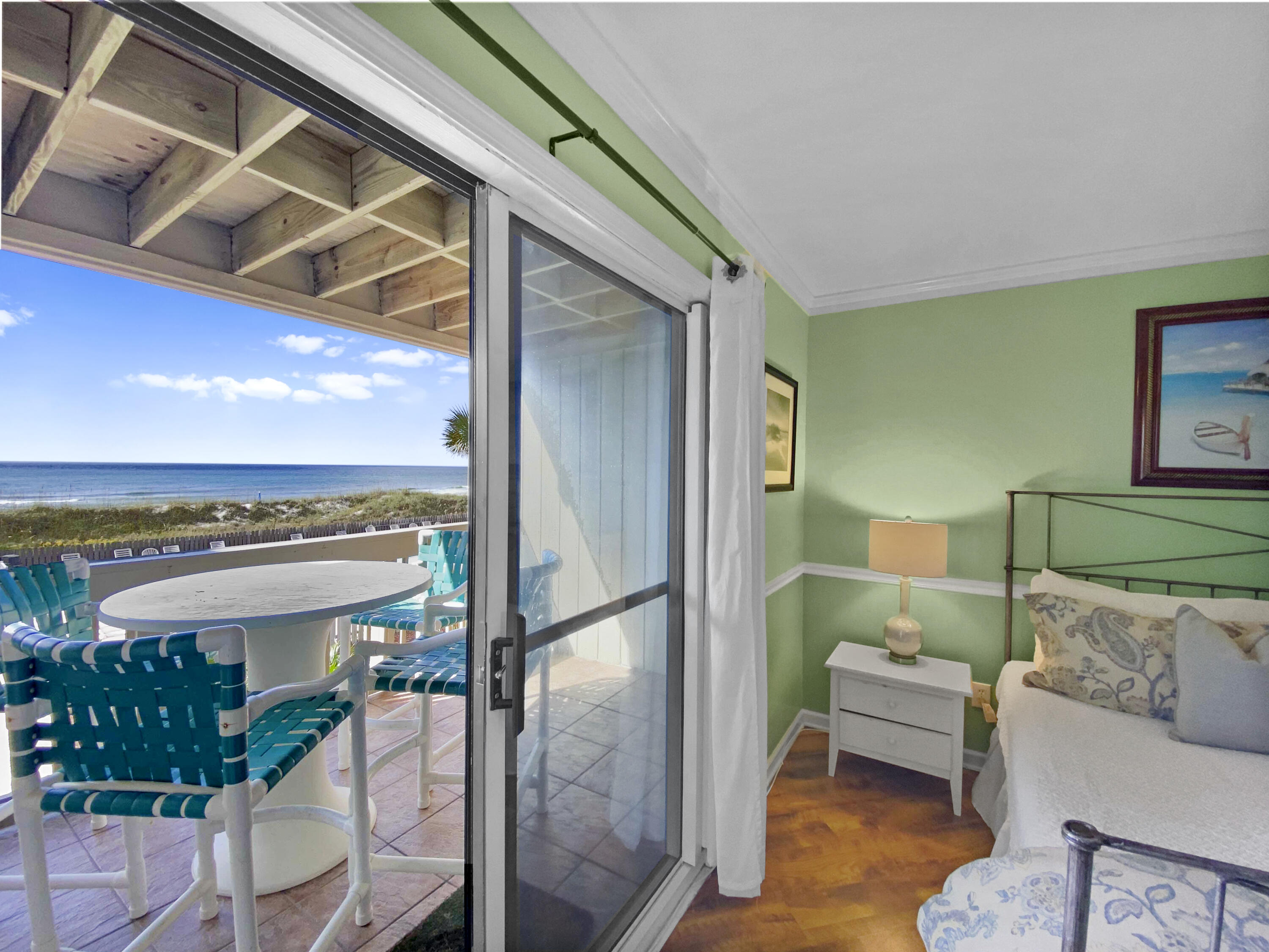 RAMSGATE HARBOUR PH 4 CONDO - Residential