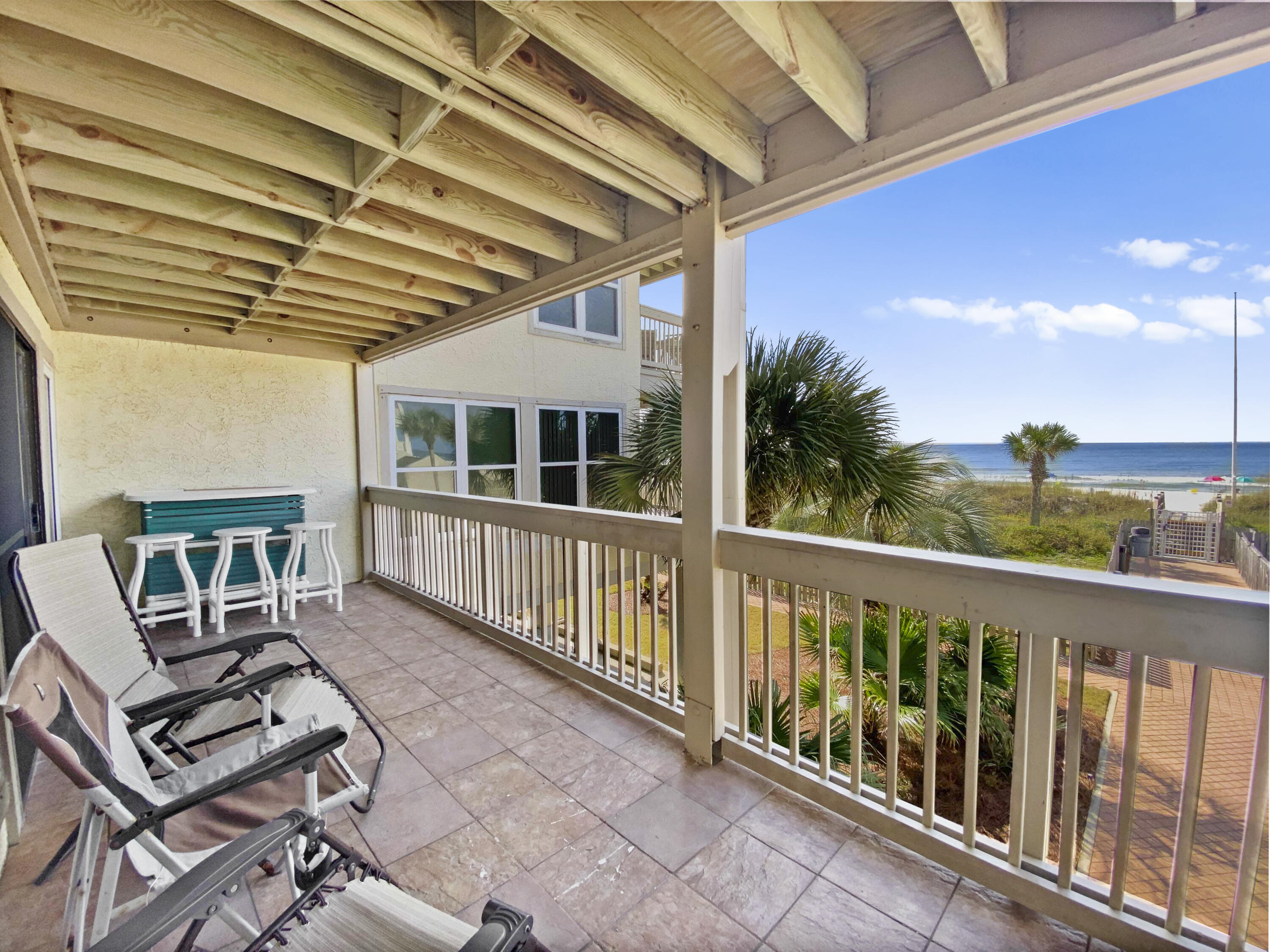 RAMSGATE HARBOUR PH 4 CONDO - Residential