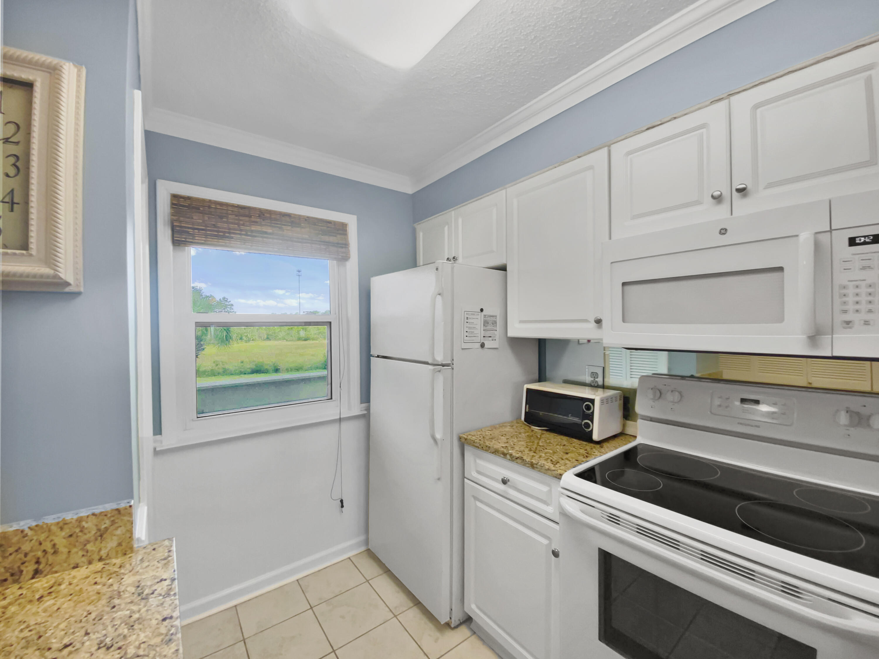 RAMSGATE HARBOUR PH 4 CONDO - Residential