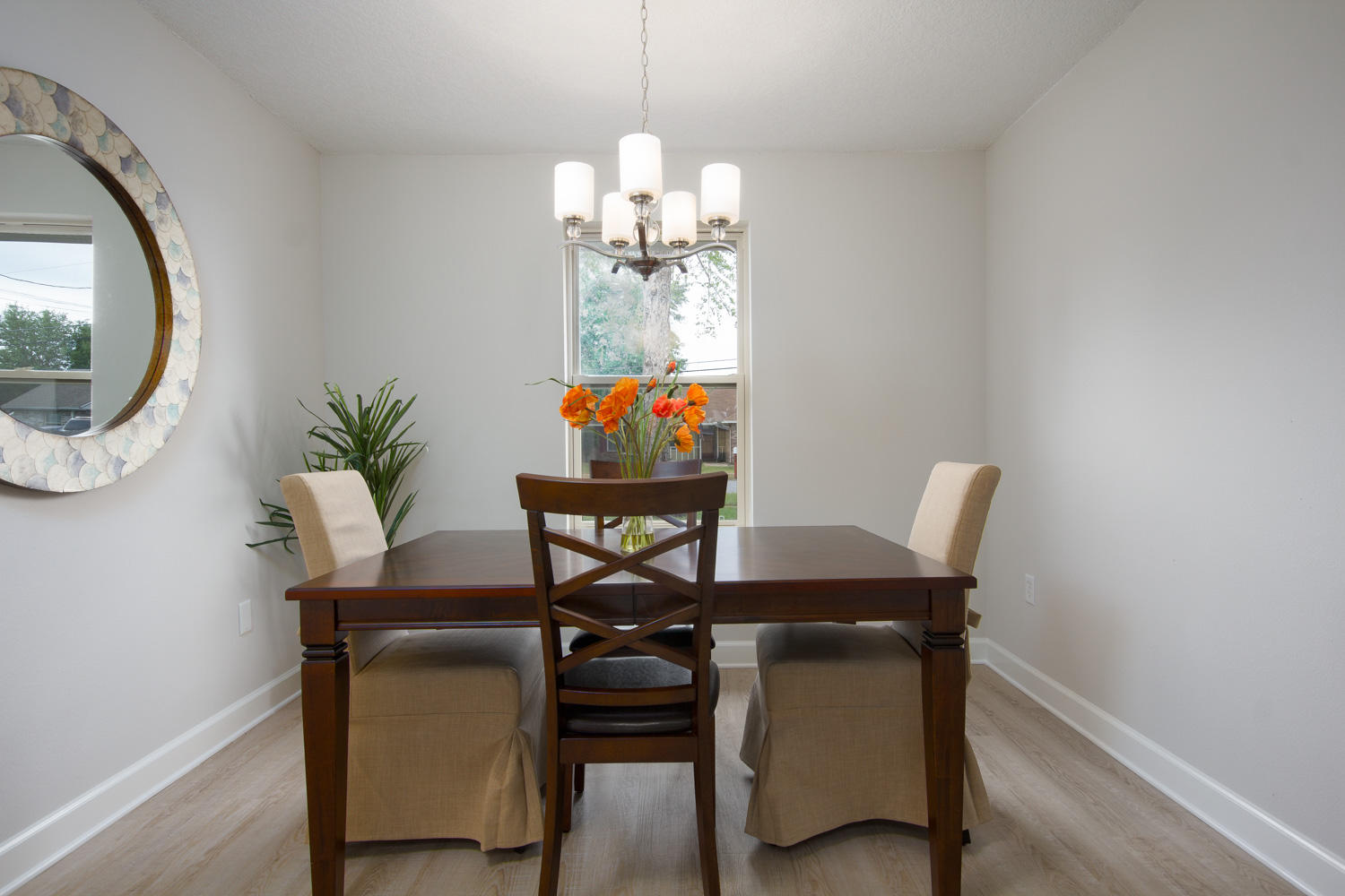 FOX DEN VILLAGES PHASE II LOT5 BLK C AS DES IN OR 3583 PG 750 LESS ALL MINERAL RIGHTS - Residential