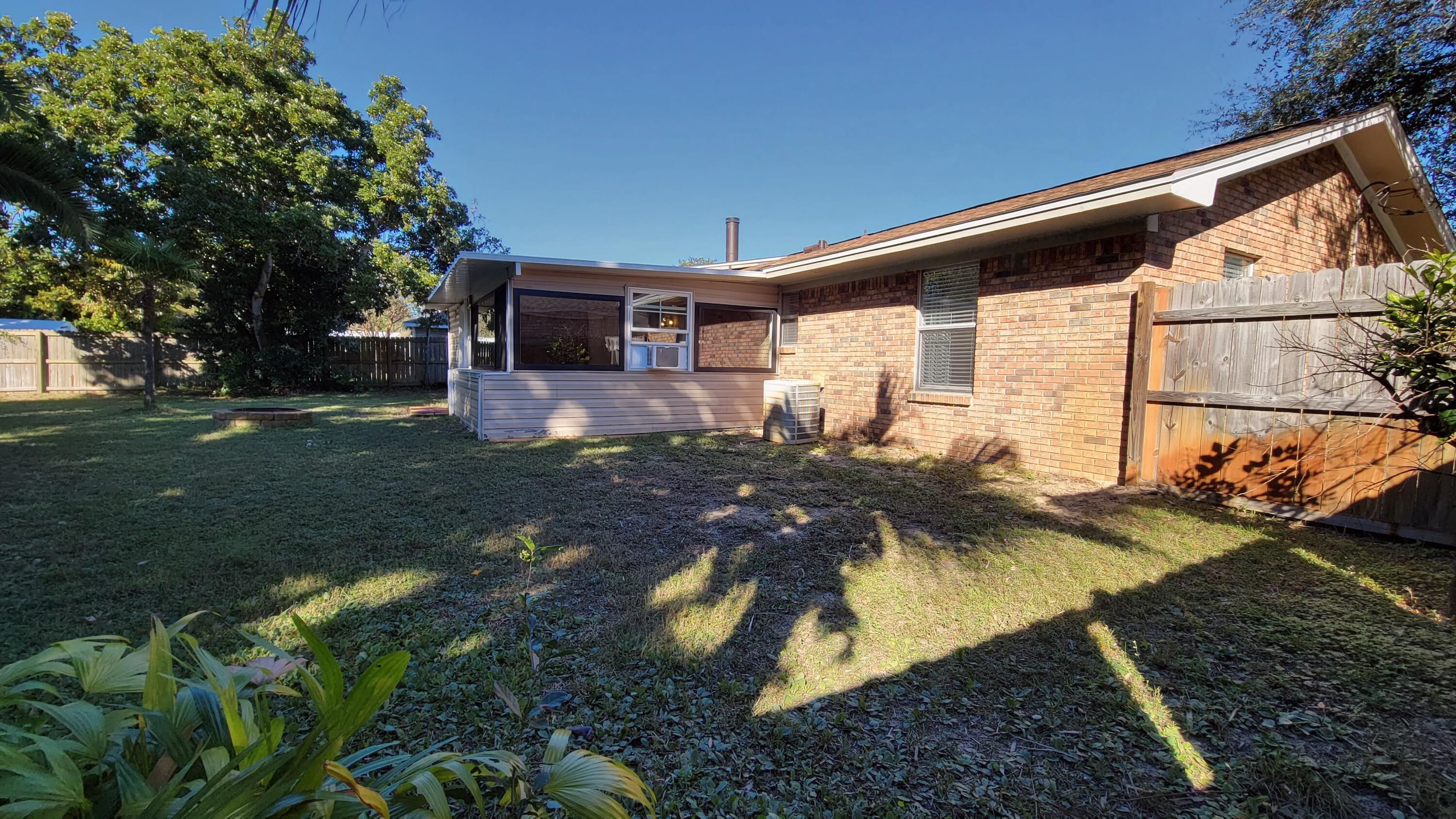 SANTA ROSA SHORES 3RD ADDN - Residential