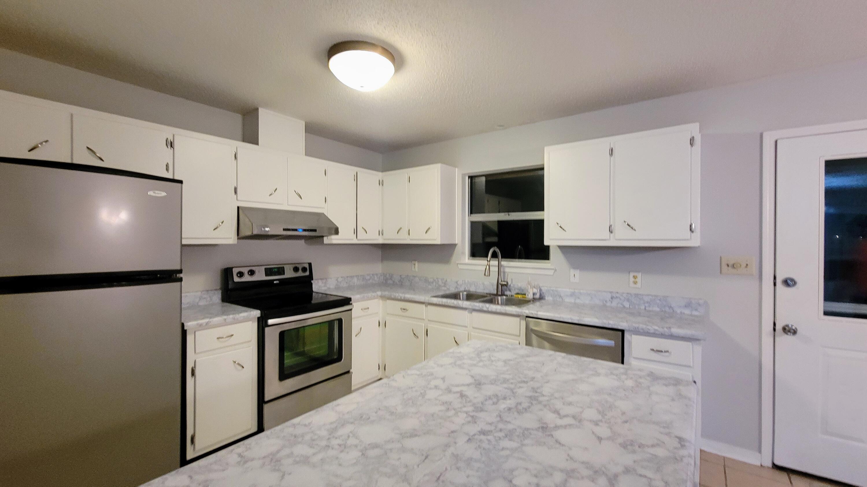 SANTA ROSA SHORES 3RD ADDN - Residential