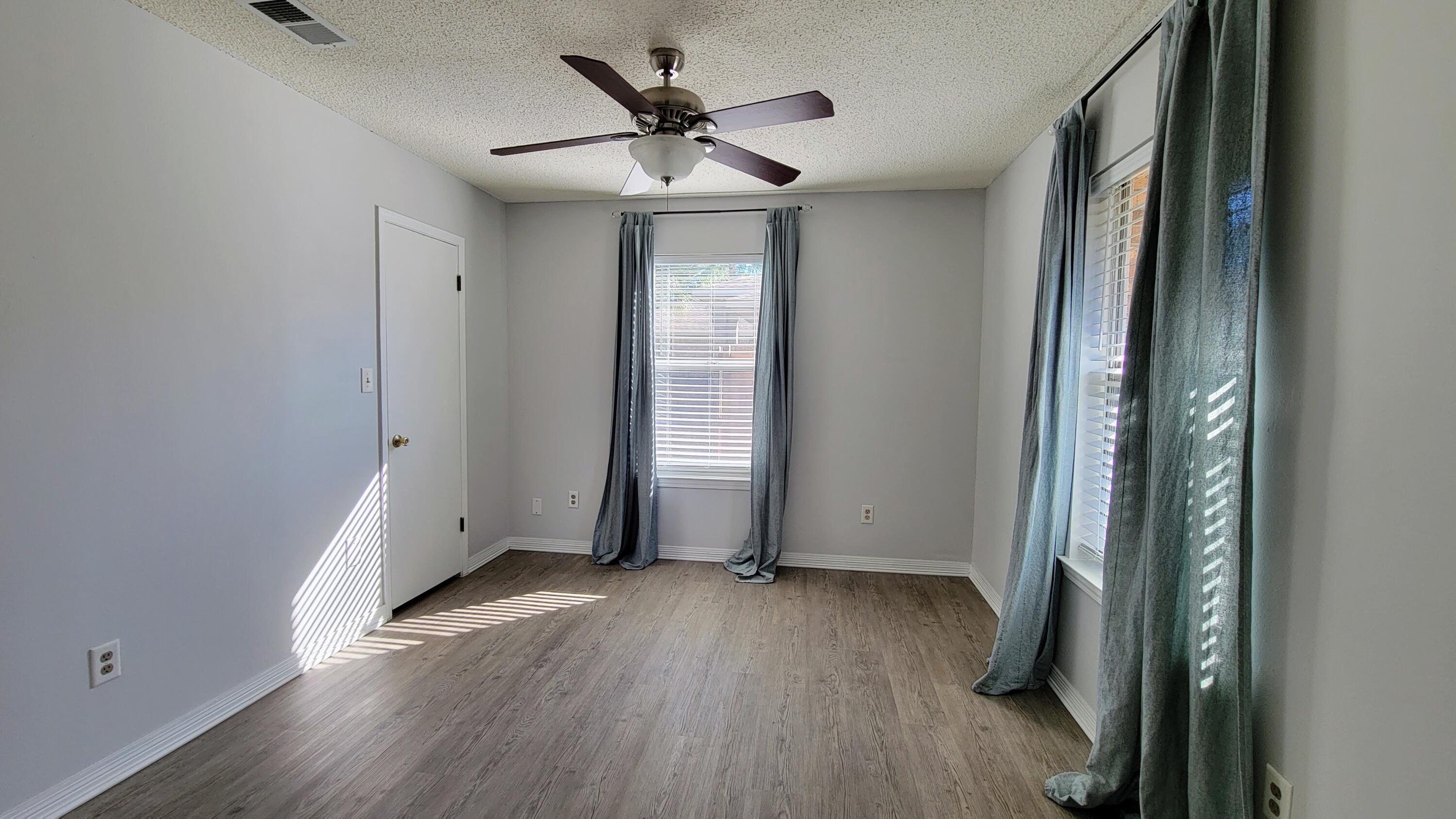 SANTA ROSA SHORES 3RD ADDN - Residential