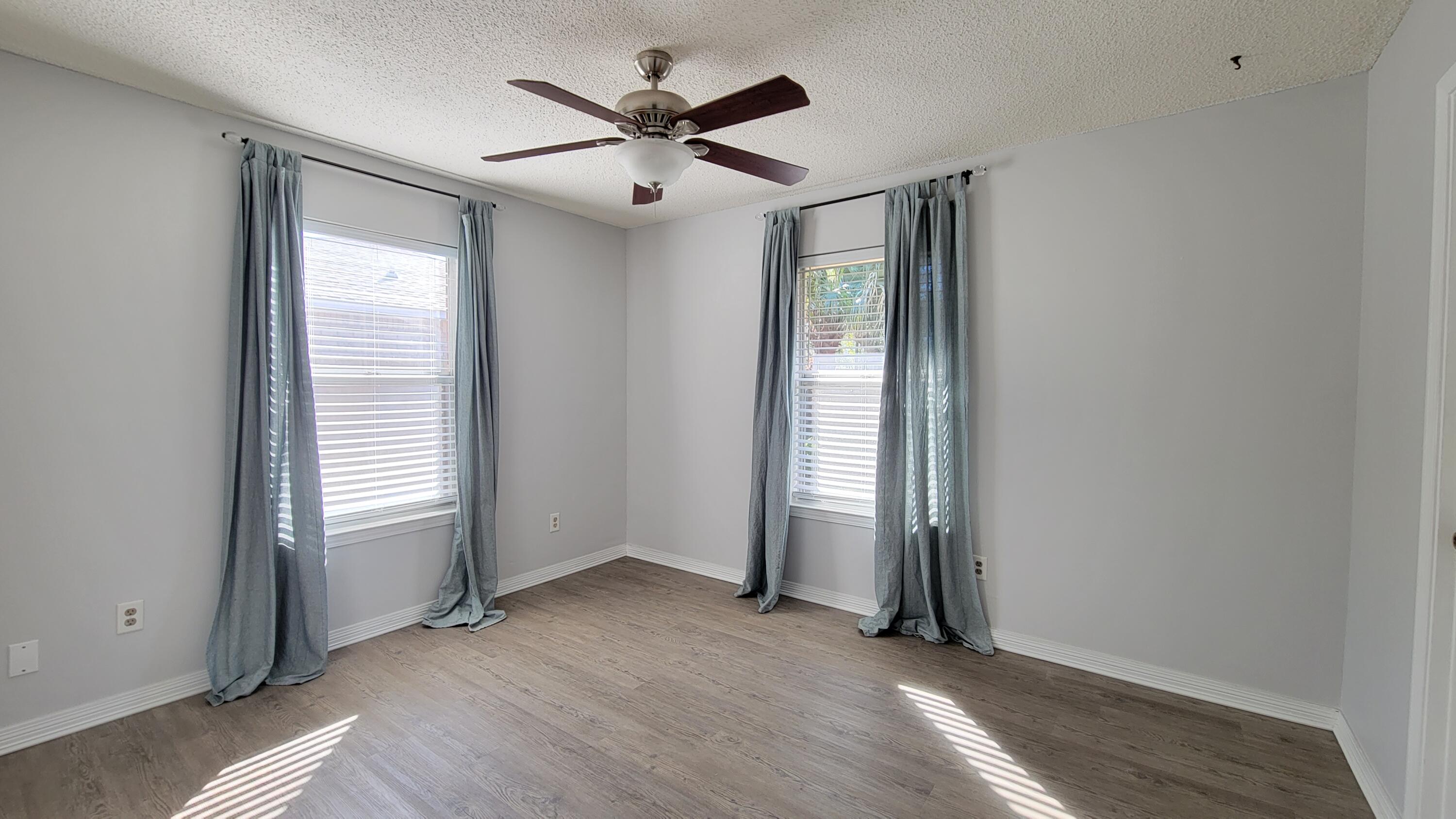 SANTA ROSA SHORES 3RD ADDN - Residential