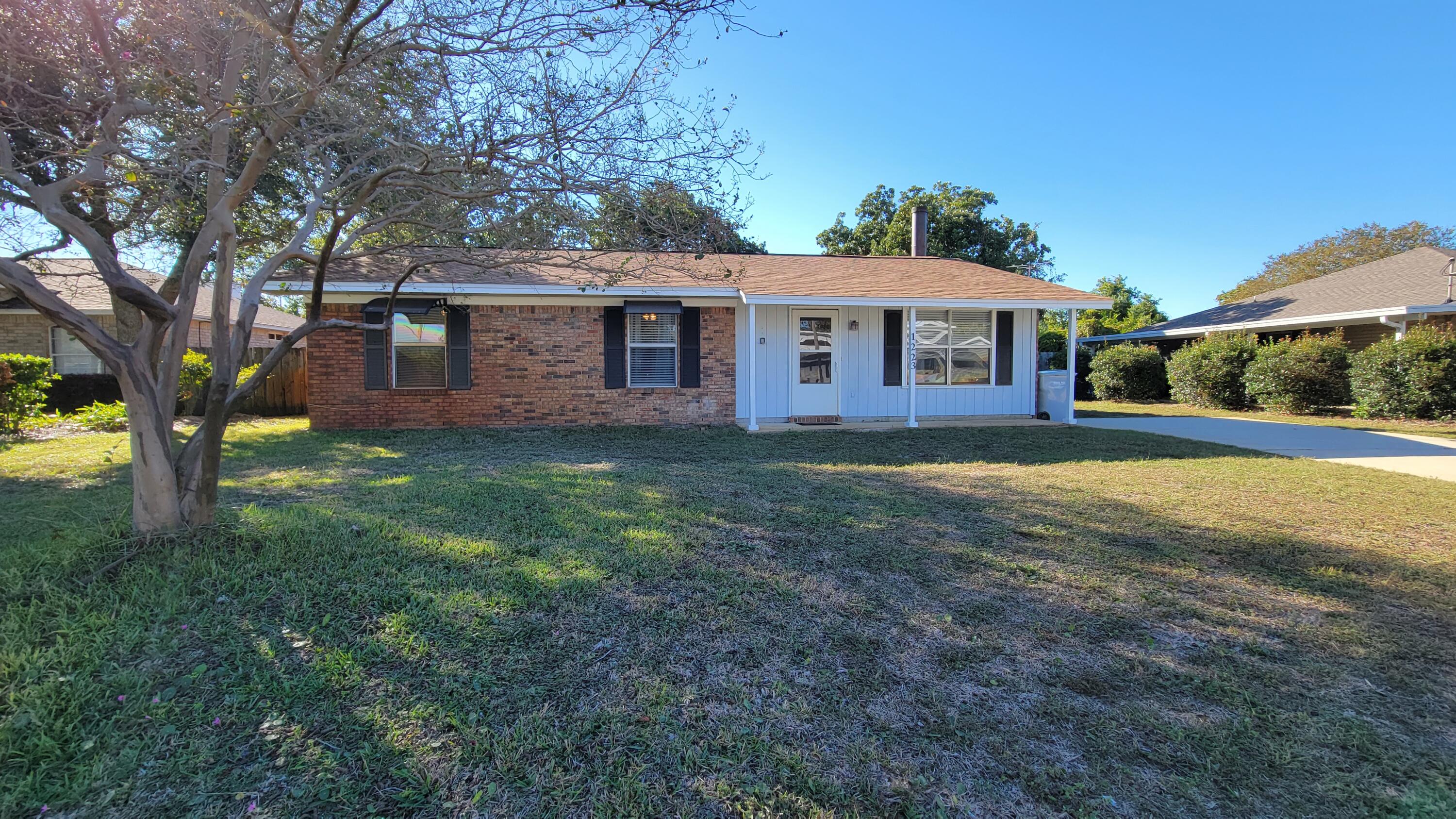 SANTA ROSA SHORES 3RD ADDN - Residential