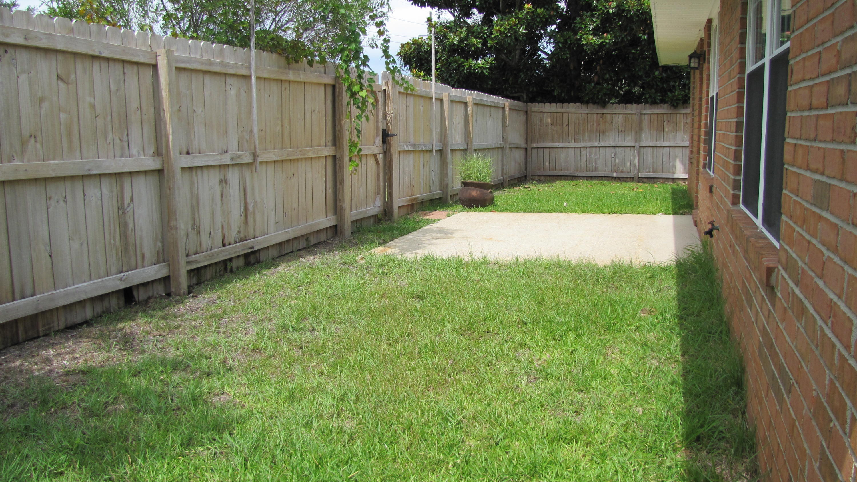 SUNSAIL S/D LOT 35 - Residential Lease