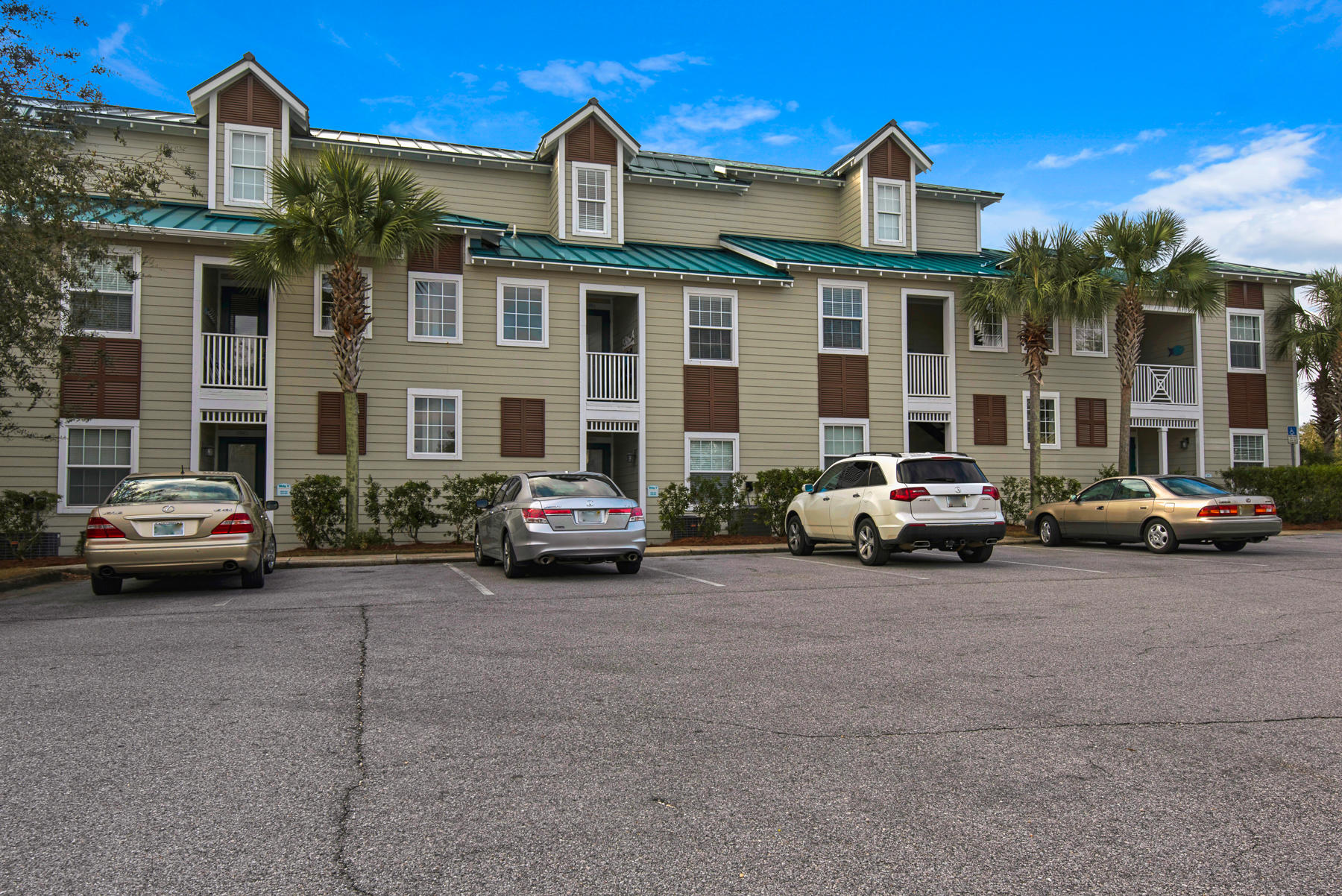 VILLAGE AT BLUE MOUNTAIN BEACH - Residential