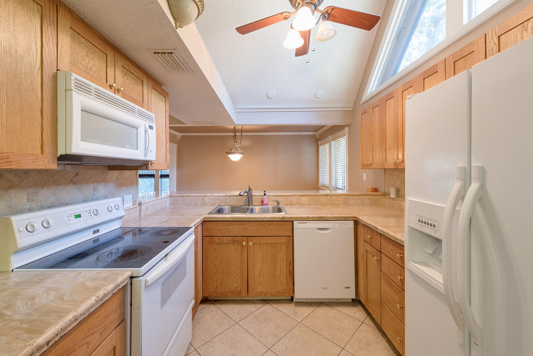 MOSSEY COVE T/H PH 2 - Residential