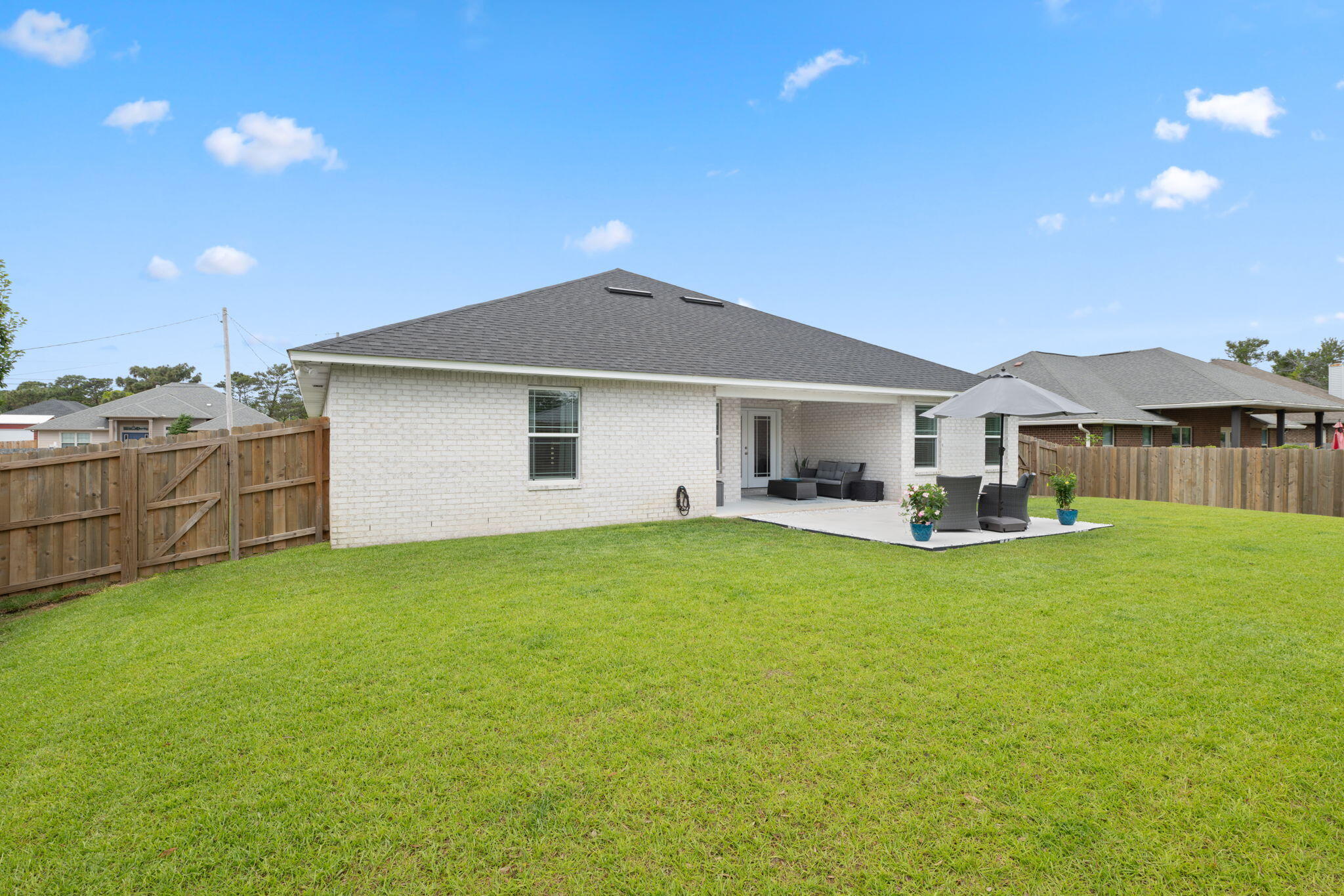 SANTA ROSA SHORES EAST - Residential
