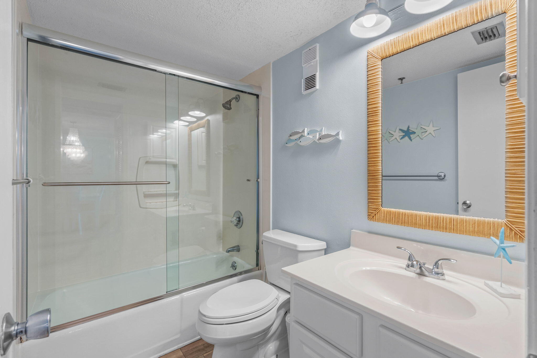 ISLANDER CONDO PH 2 - Residential