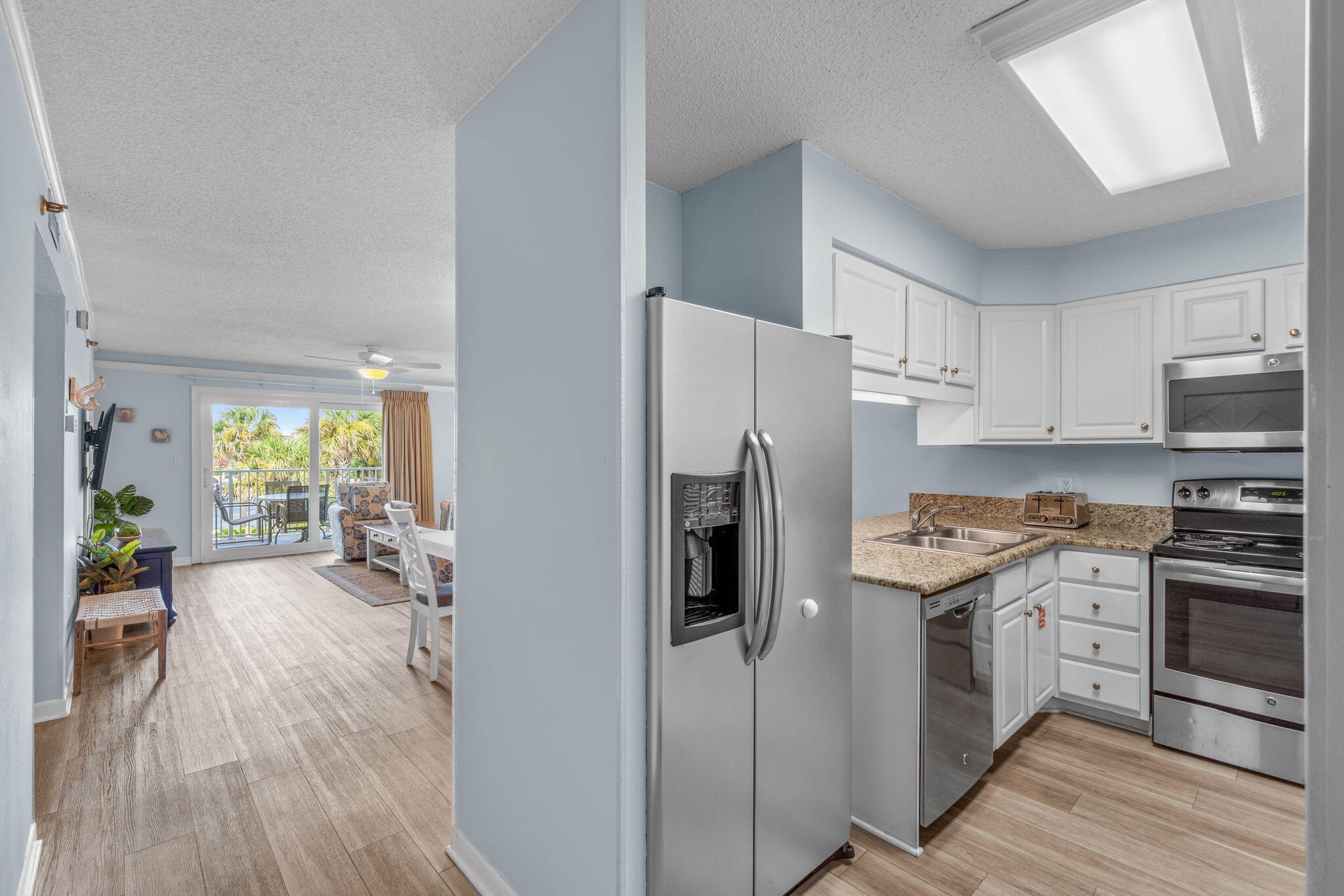 ISLANDER CONDO PH 2 - Residential