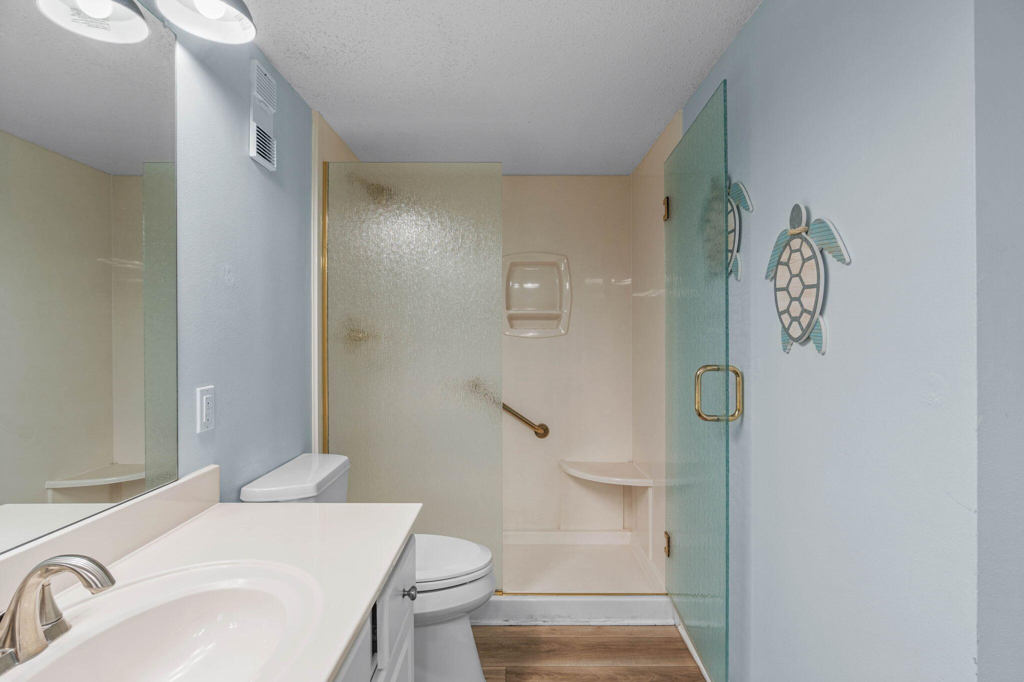 ISLANDER CONDO PH 2 - Residential